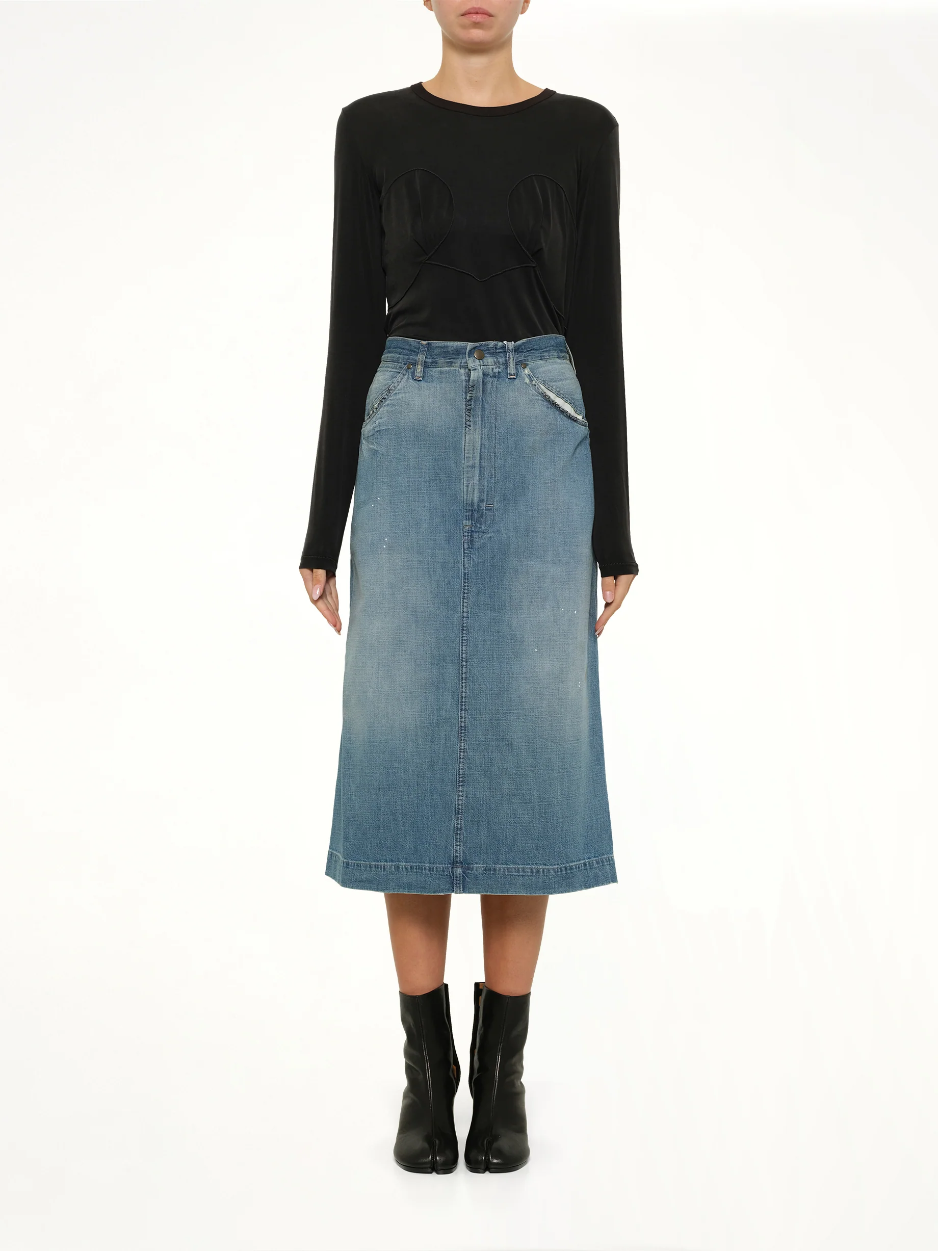 Denim Skirt in Medium Blue Vintage - Image 7