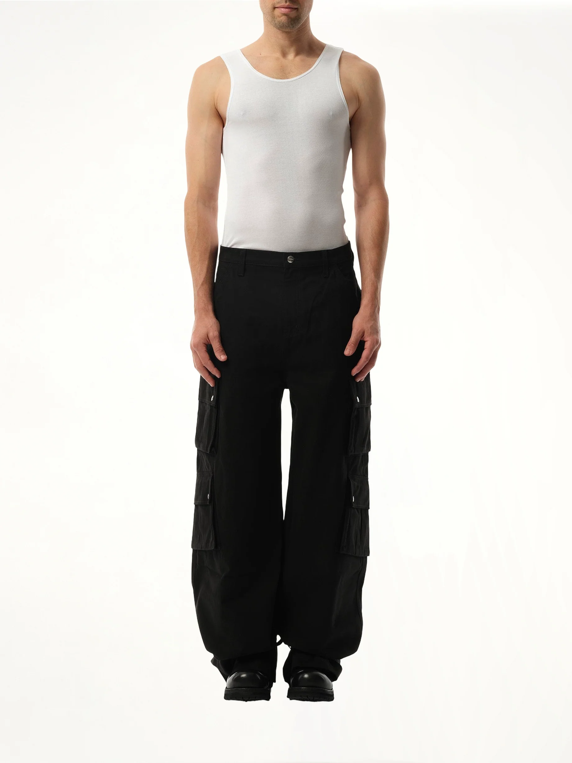 Desert Cargos in Black - Image 4