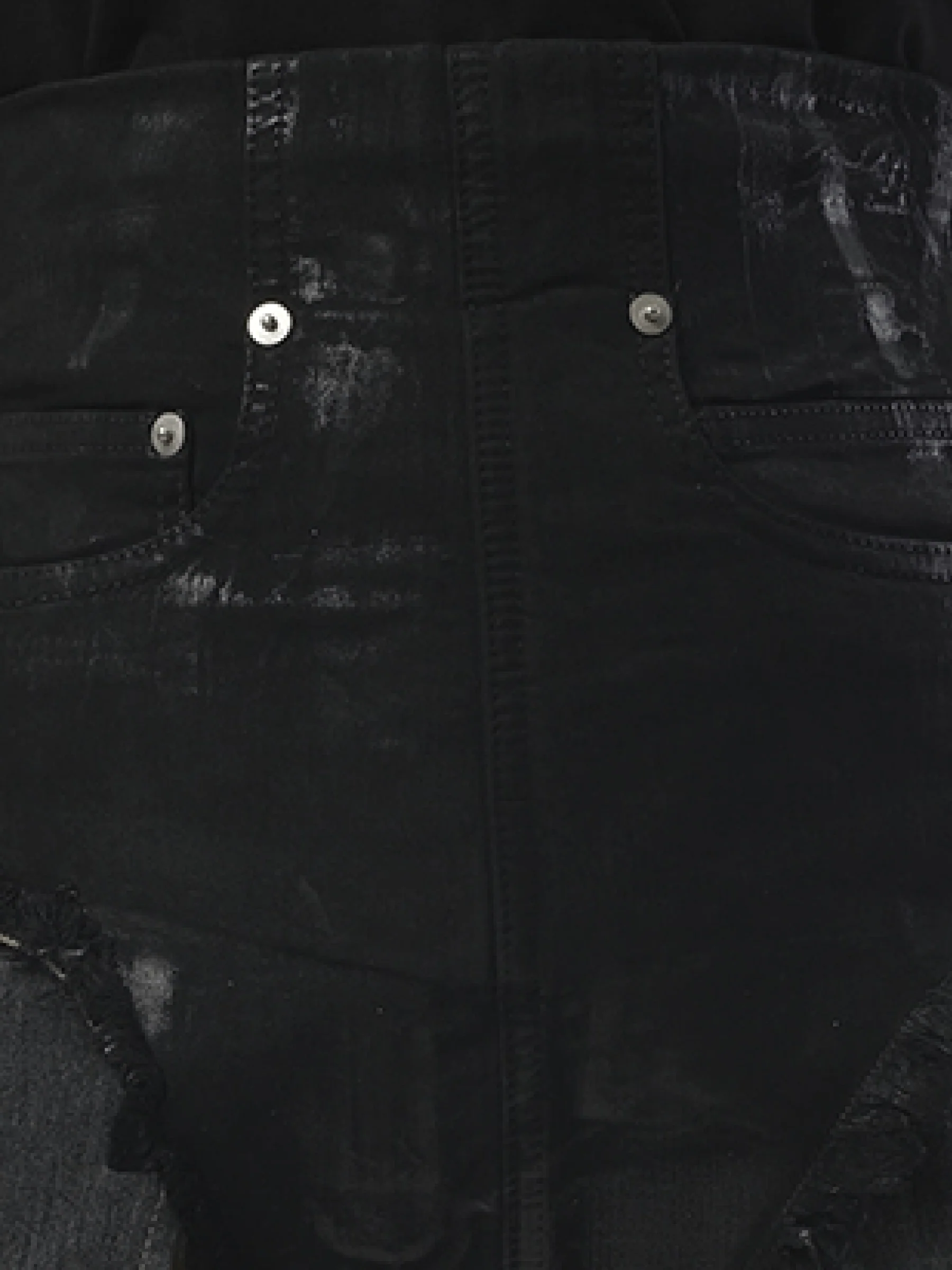 Dirt Cutoffs Shorts in Black - Image 3