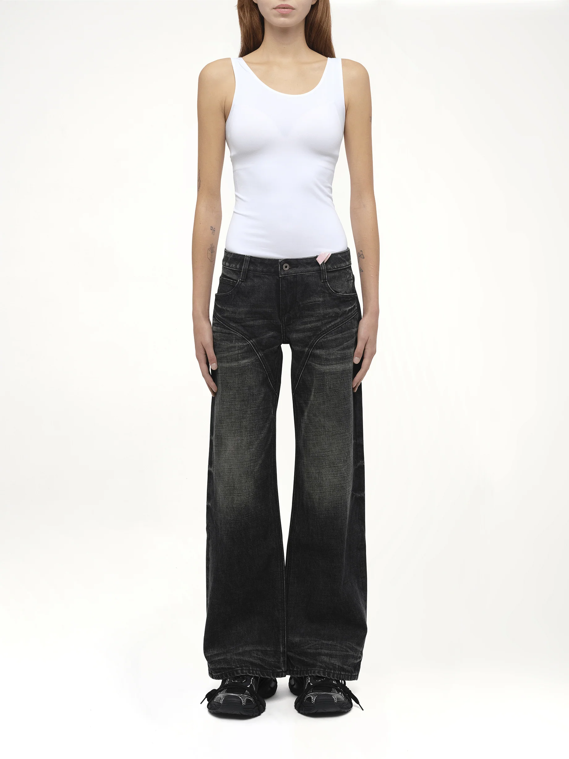 Dirty Wash Straight Jeans in Black - Image 7