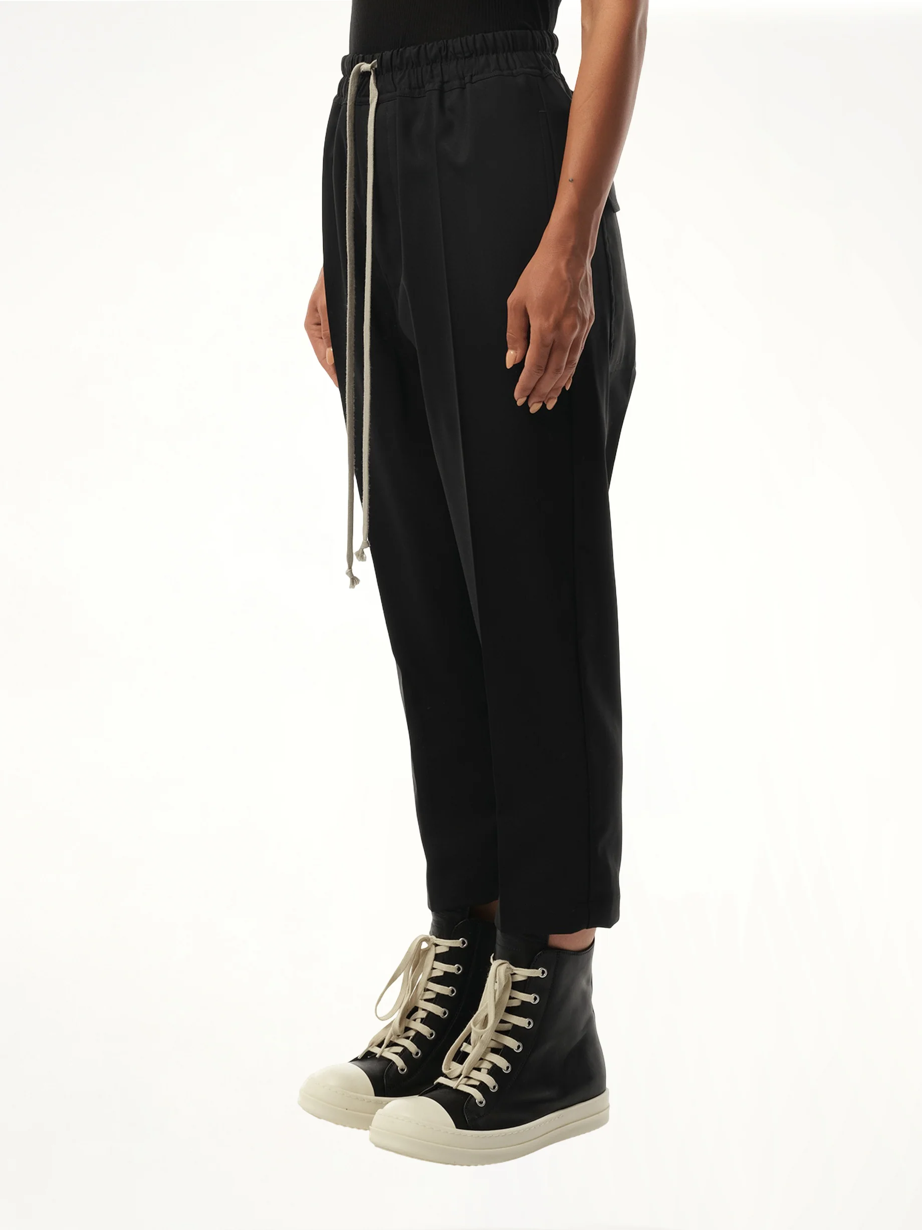 Drawstring Astaires Cropped Pants in Black - Image 5