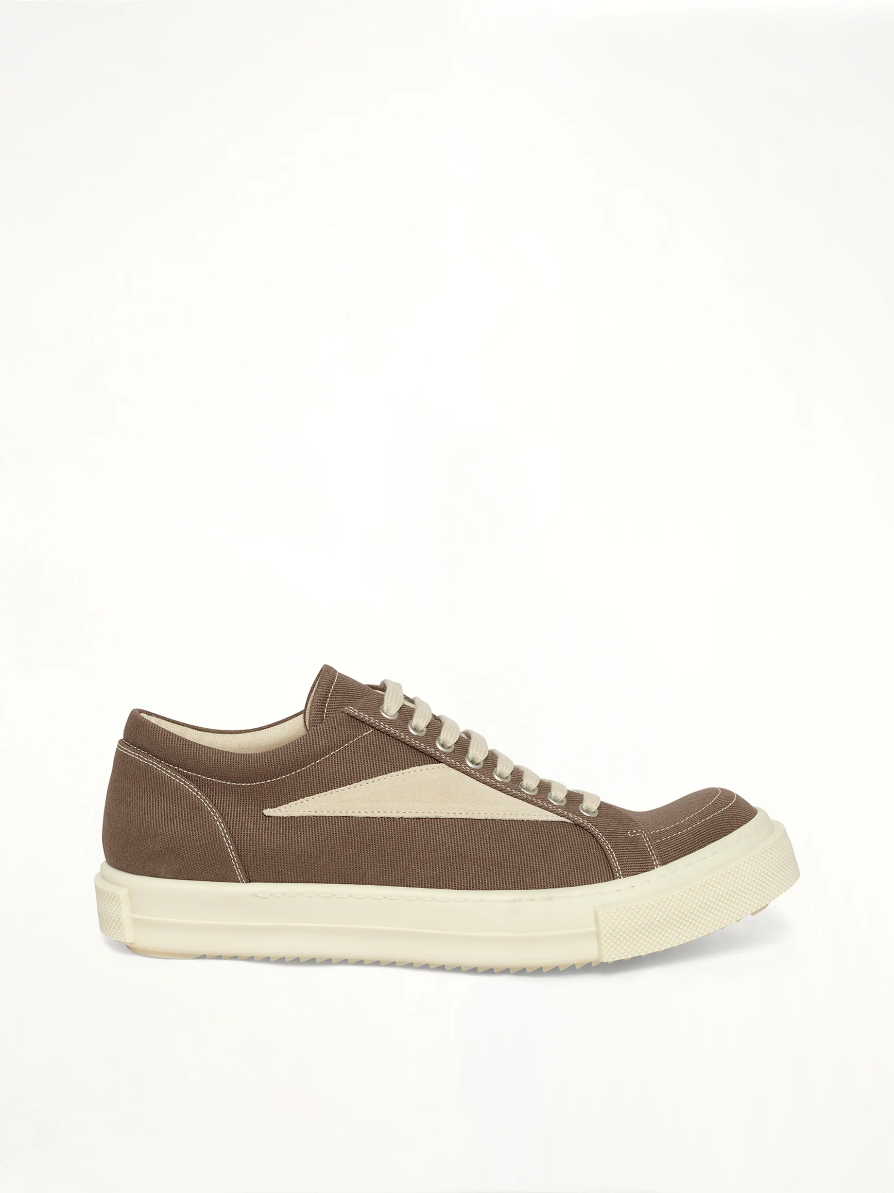 Vintage Sneaks in Dust/Milk