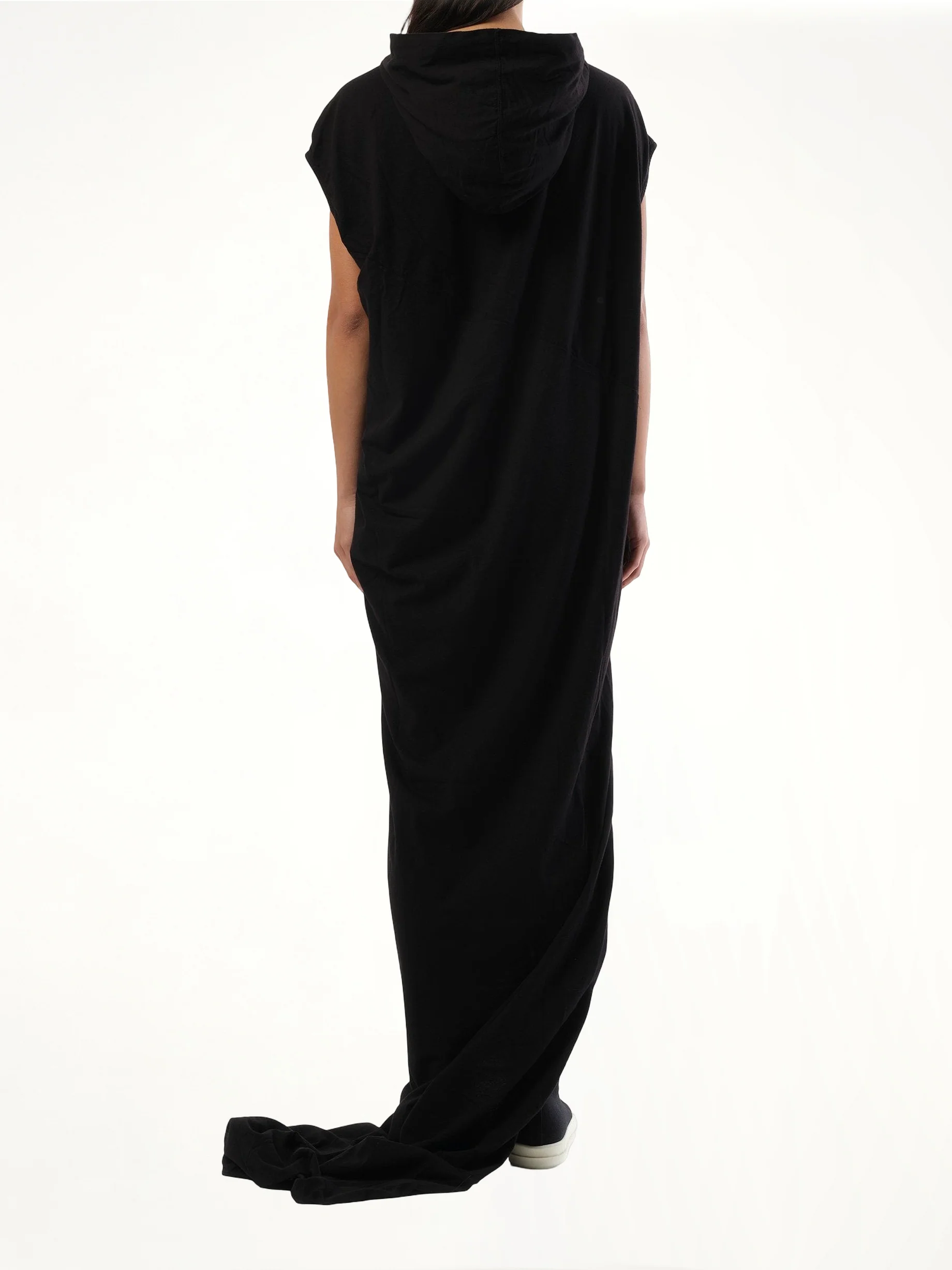 Edfu T Dress in Black - Image 5