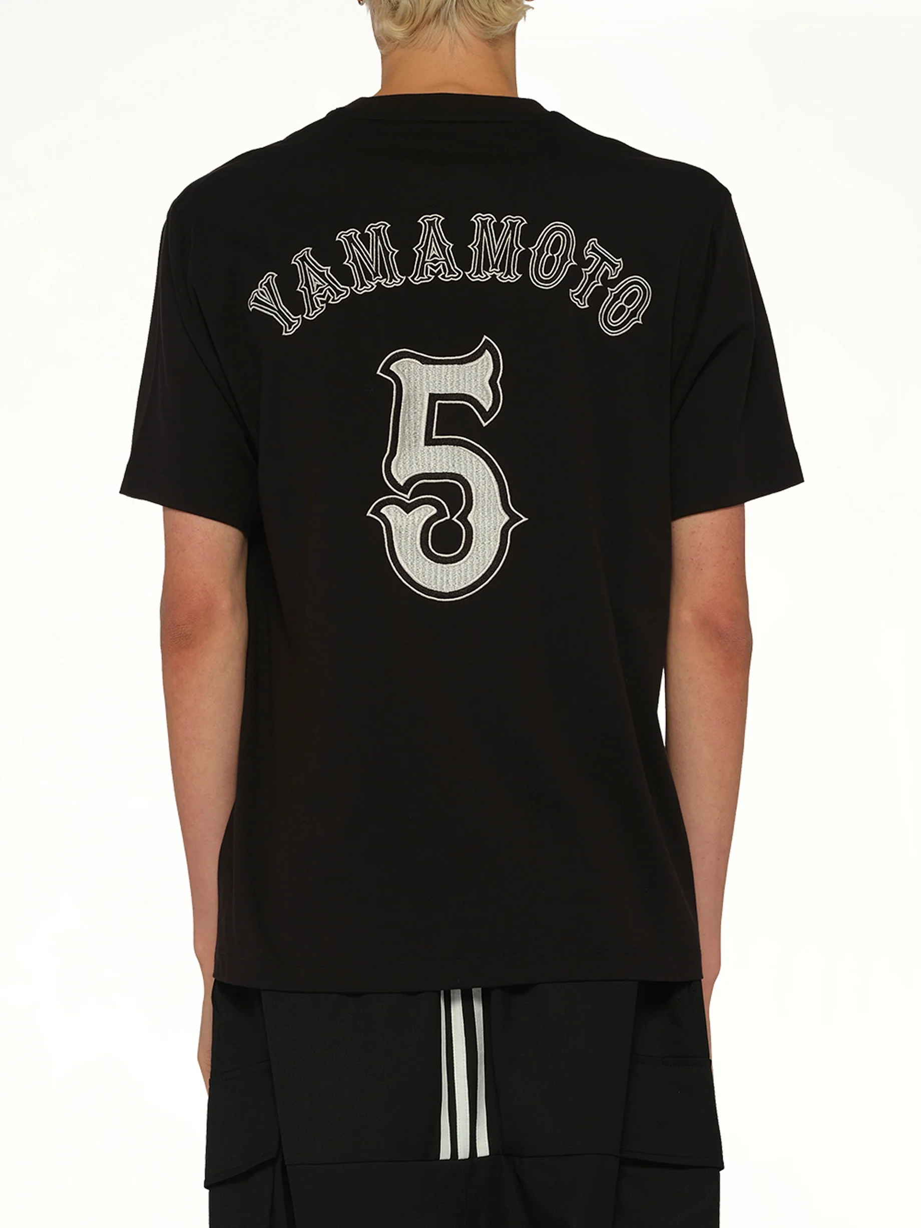 Elite 5 Graphics T-Shirt in Black - Image 5
