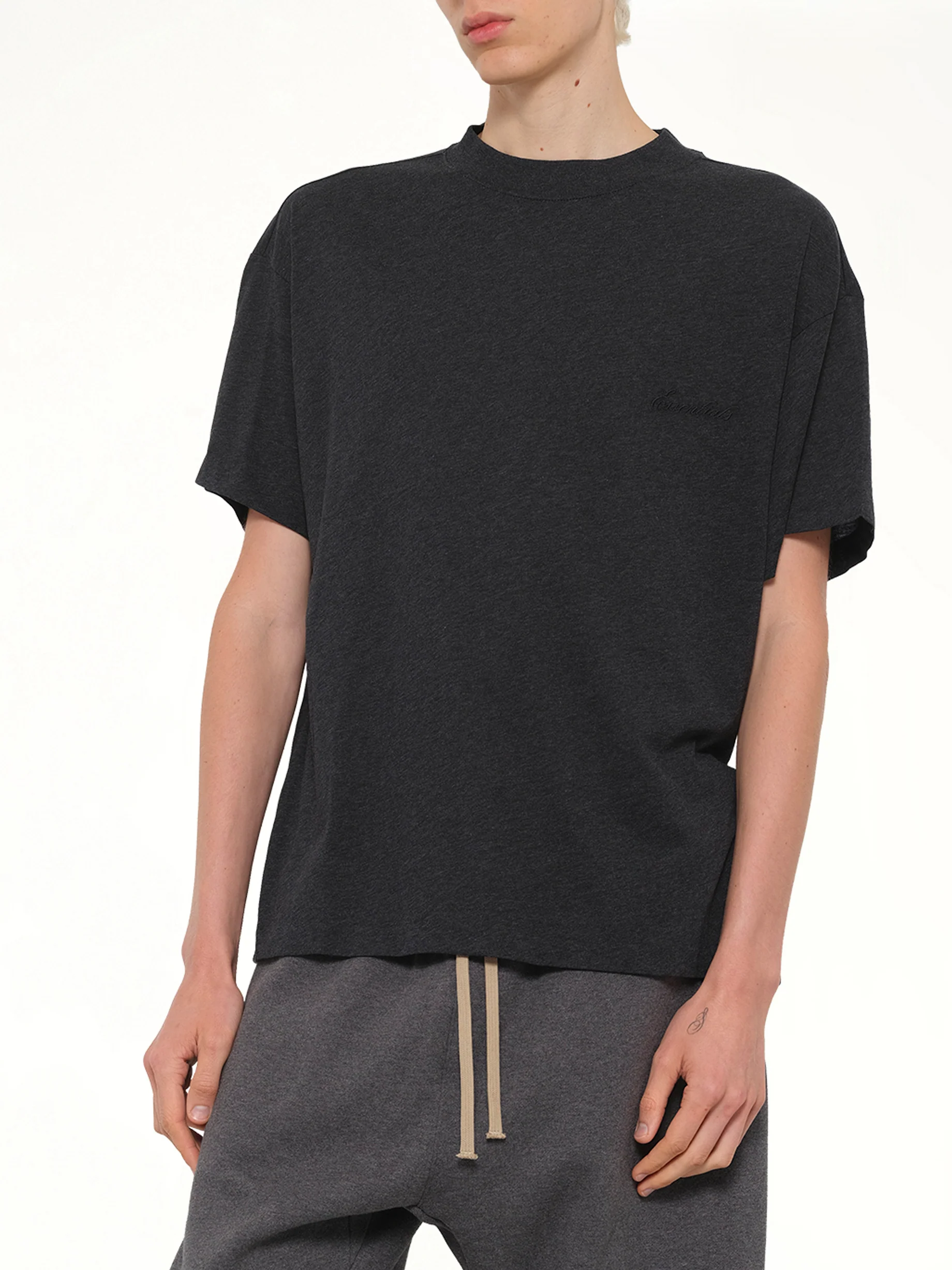 Essential T-Shirt in Vintage Black - Image 6