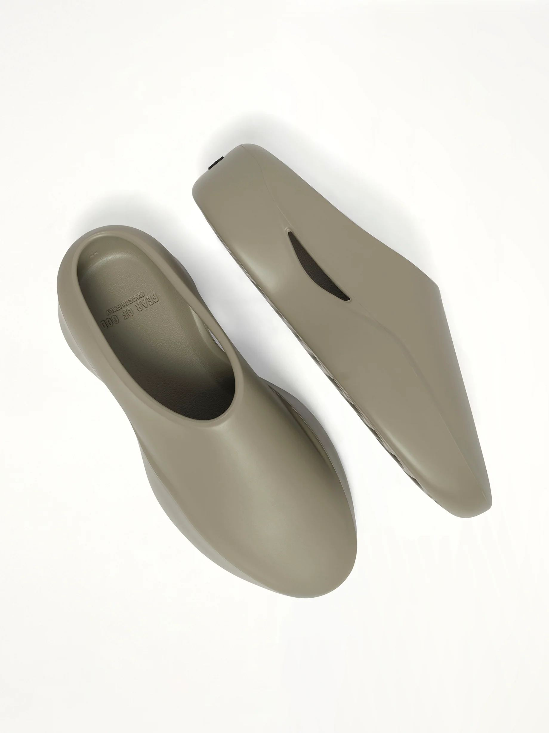Eva Runner Sneaker in Willow - Image 4