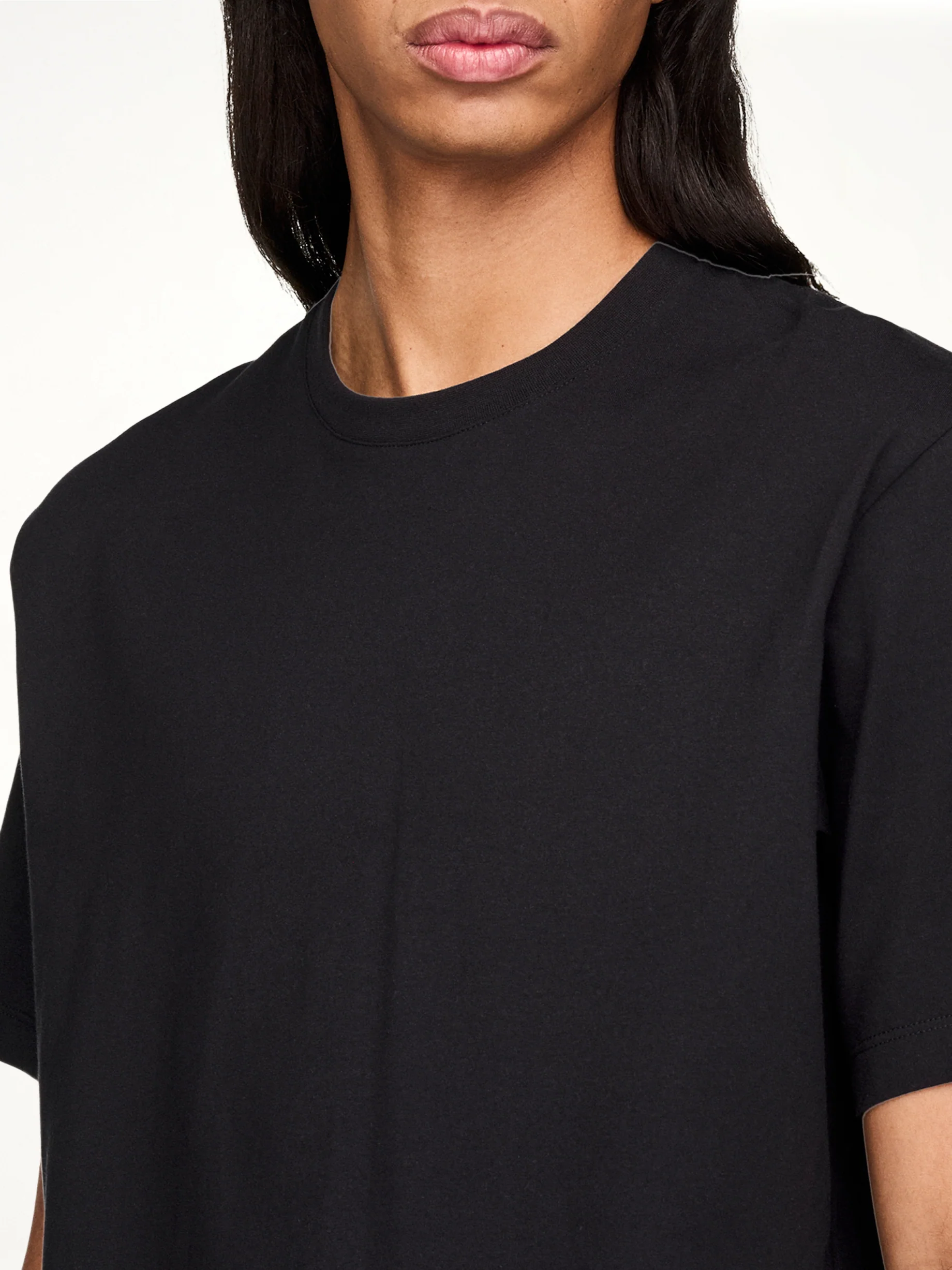 F1 Logo SS T-Shirt in Black - Image 6