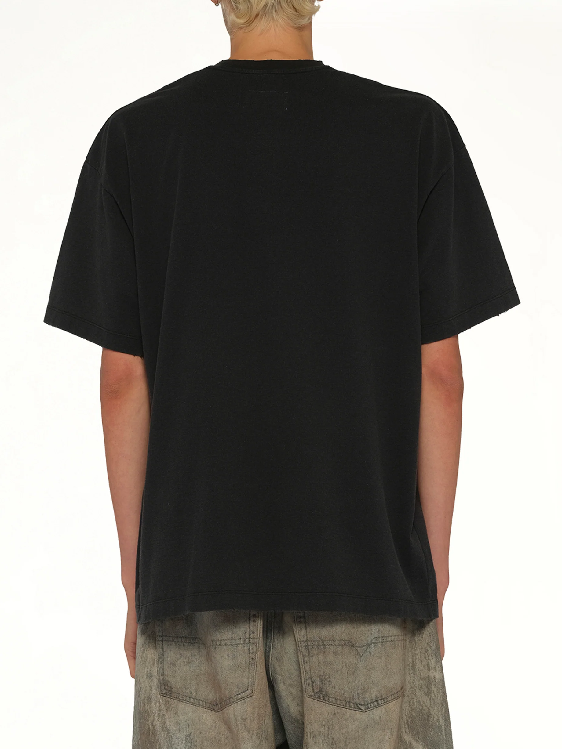 Farmes Magazine Cover T-Shirt in Black - Image 5