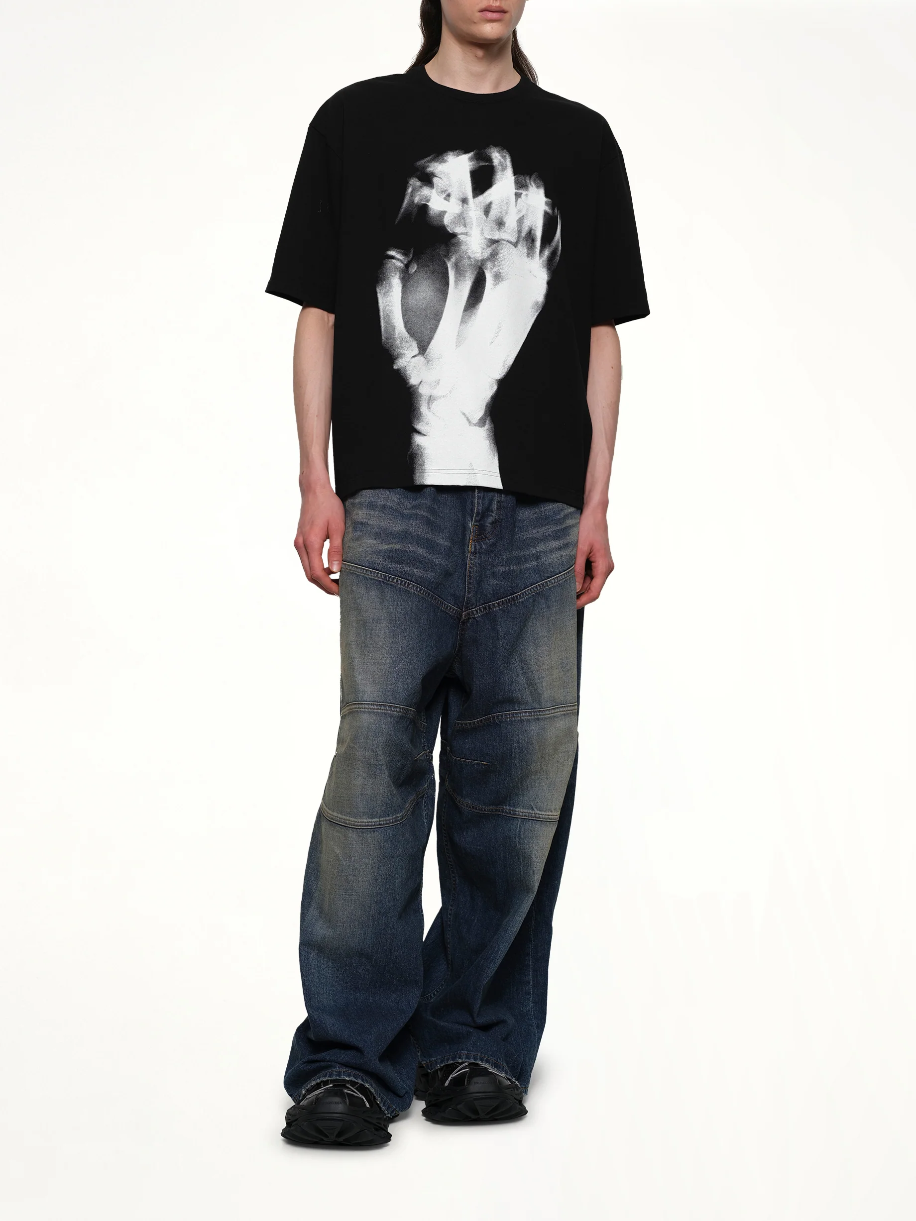 Faust T-Shirt in Black - Image 4