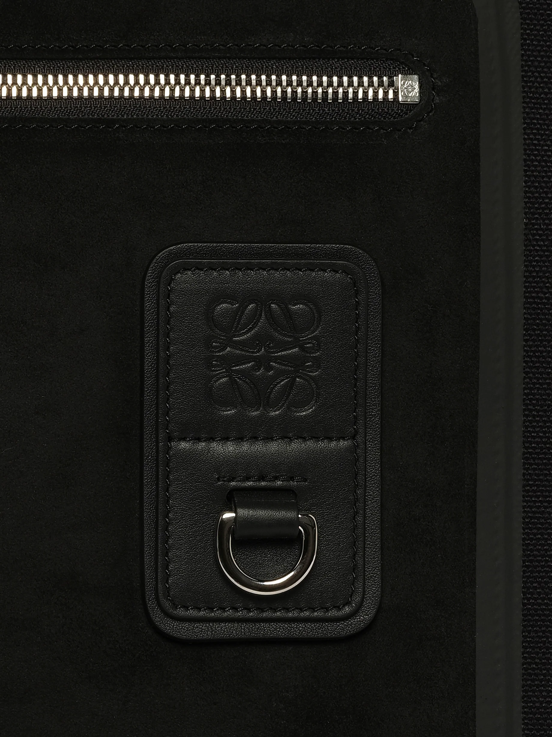 Flex Zipped Tote Bag in Black - Image 6