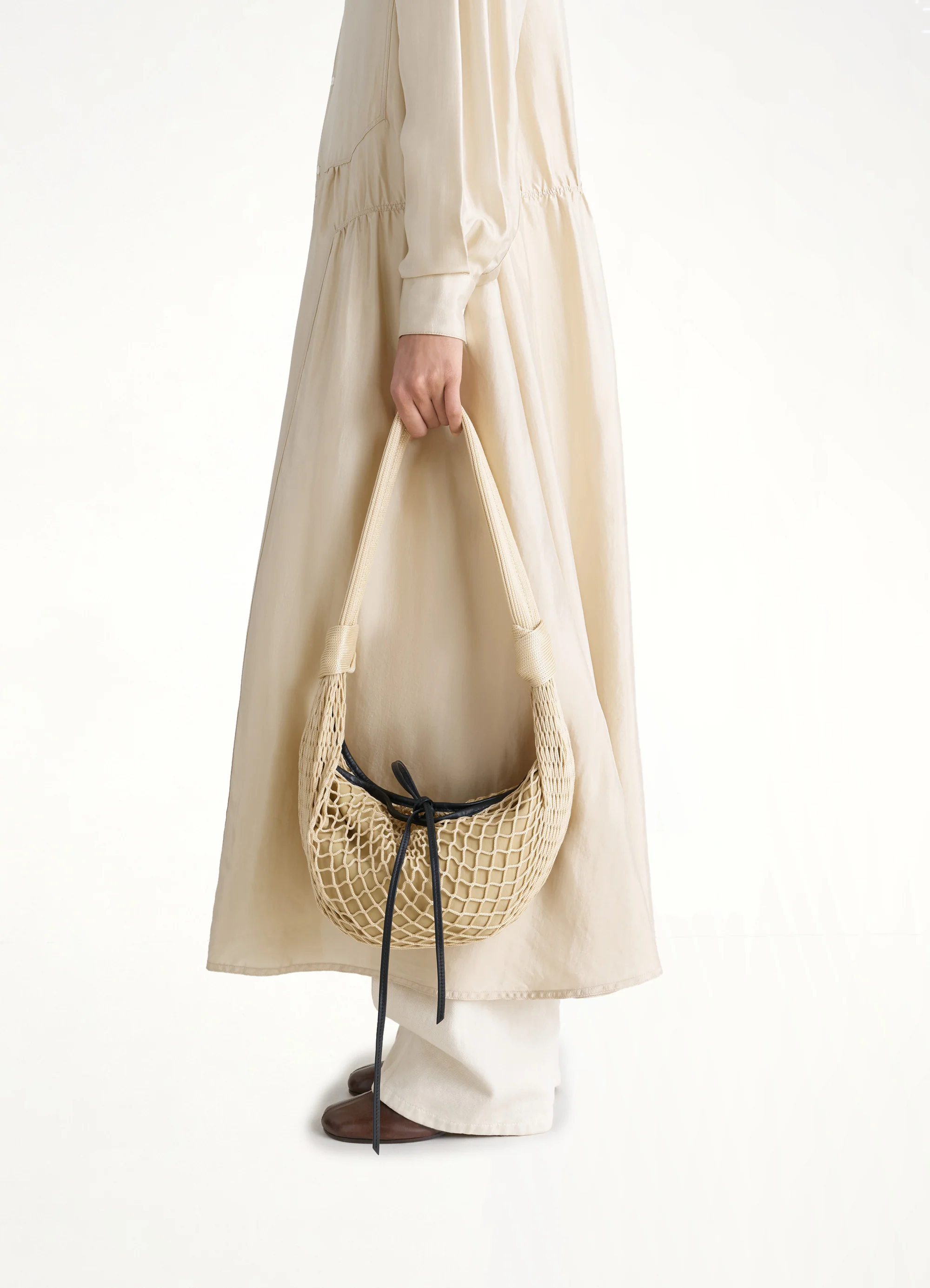 Fortune Croissant Filt Bag in Light Beige - Image 4