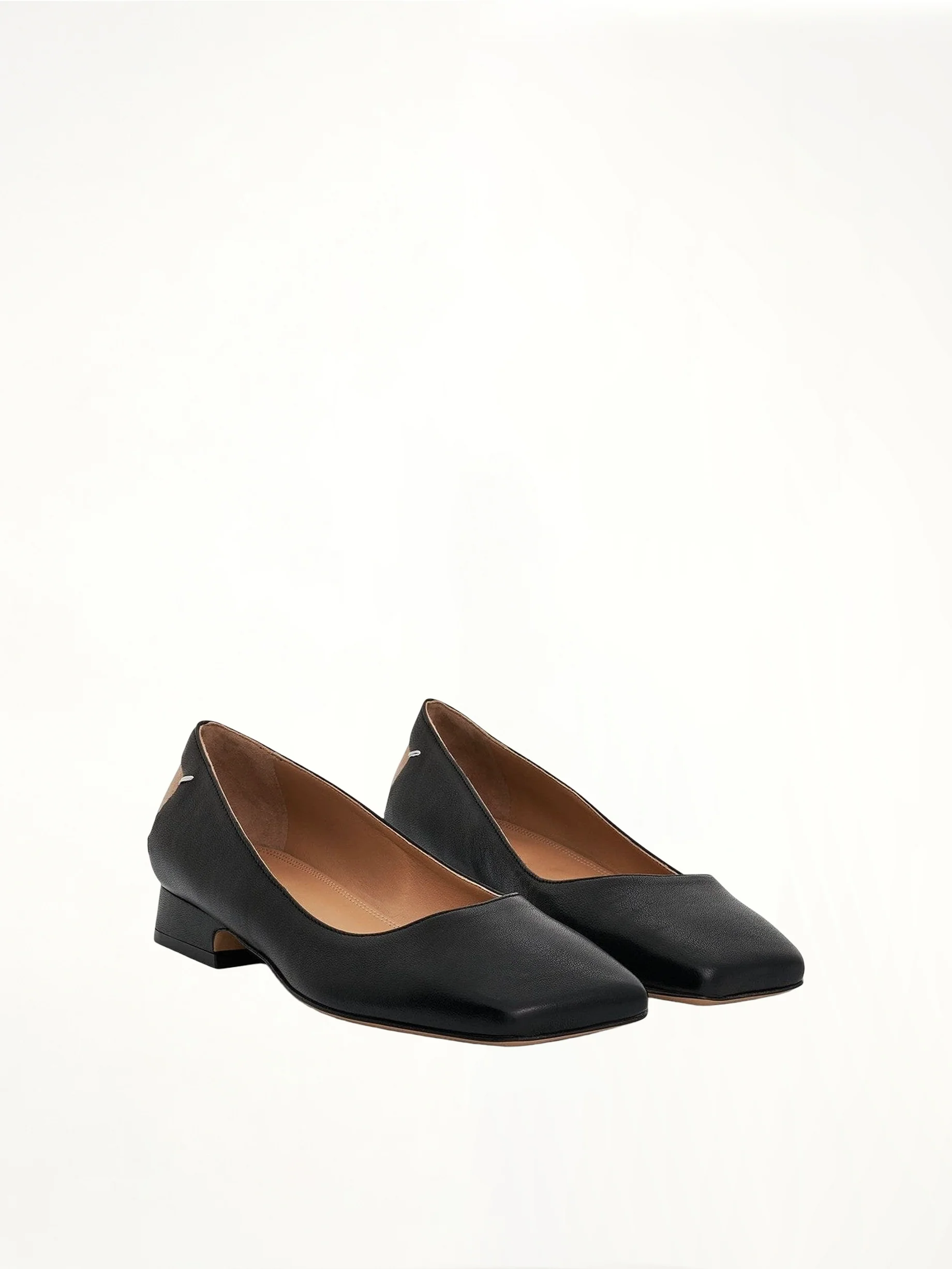 Four Stitches Decortique Ballerinas in Black - Image 2