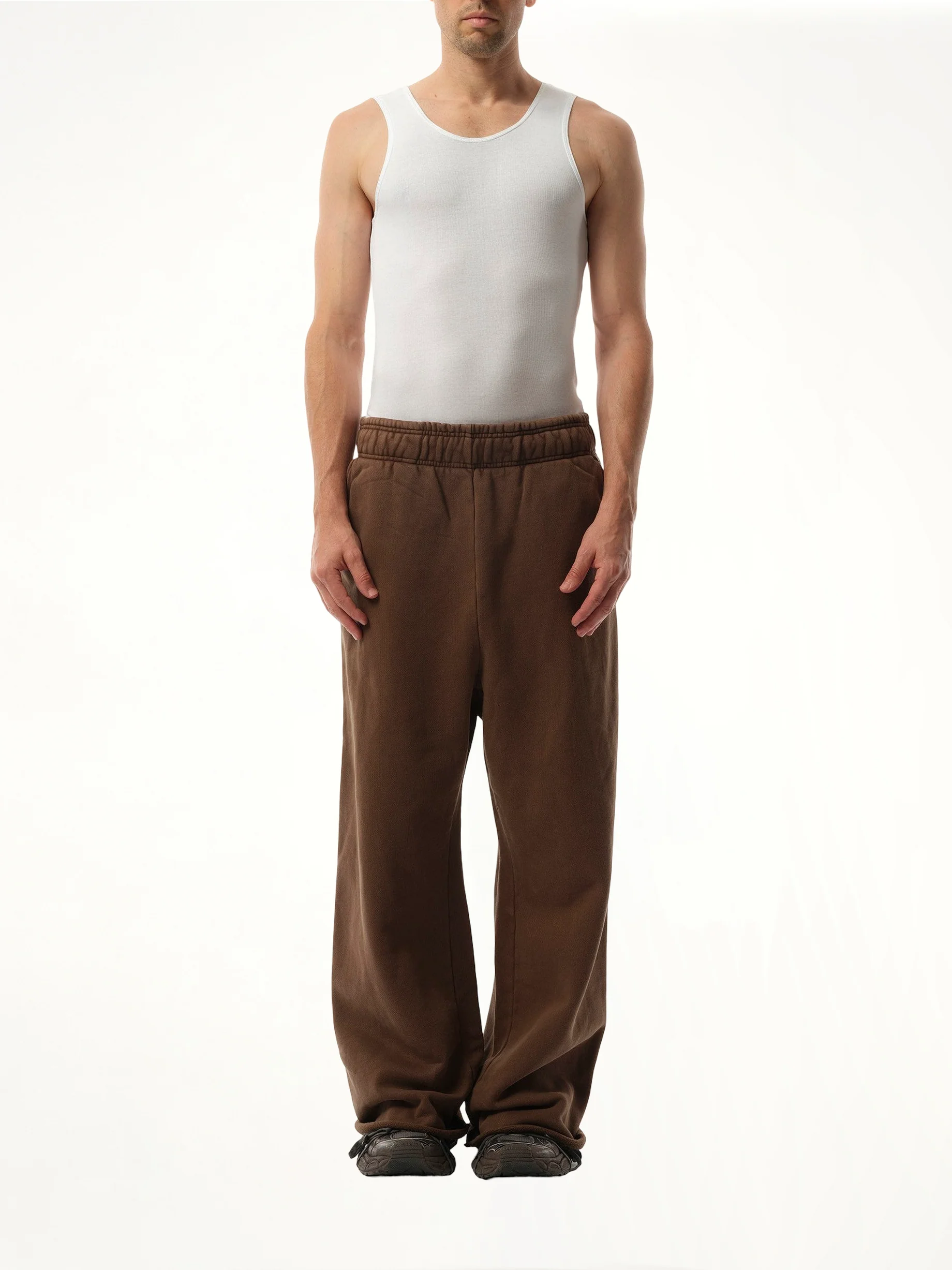 Full Sweatpants in Brunette - Image 4