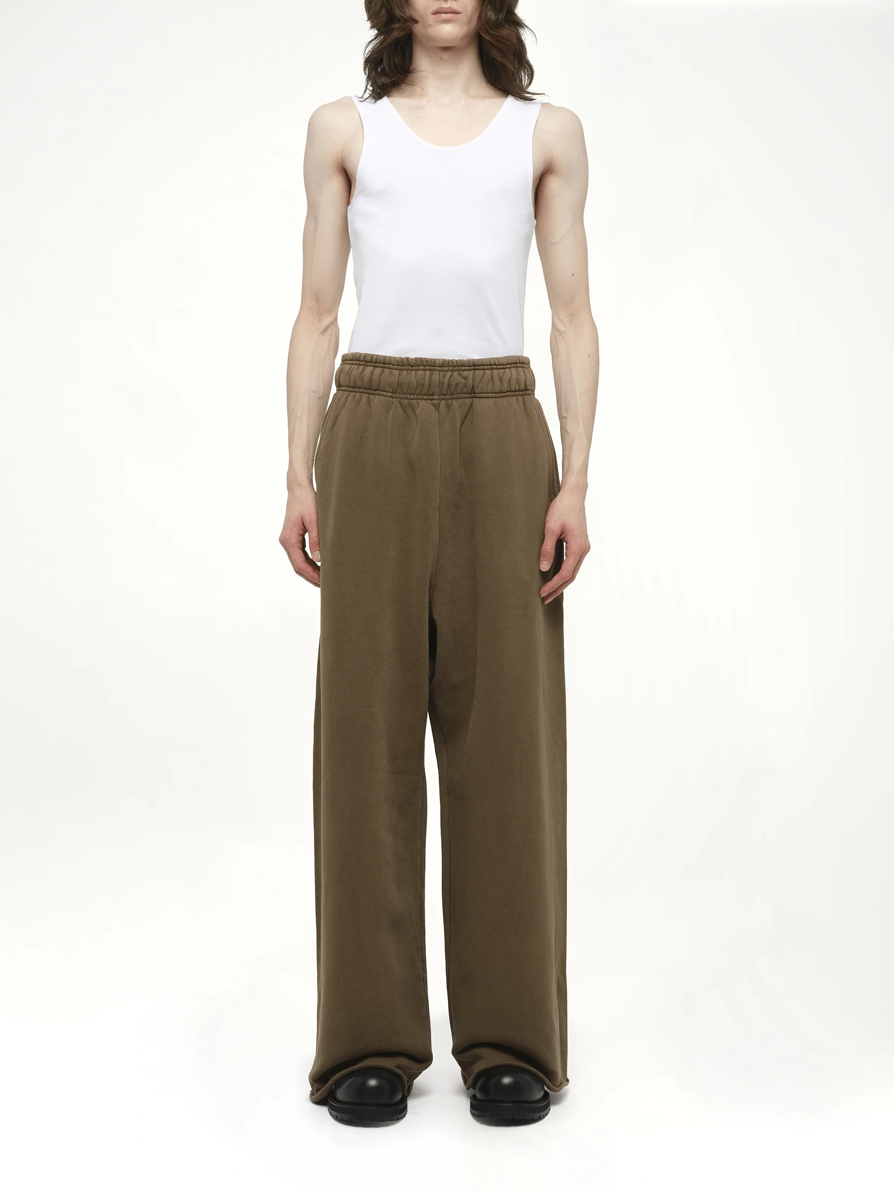 Full Sweatpants in Military - Image 7