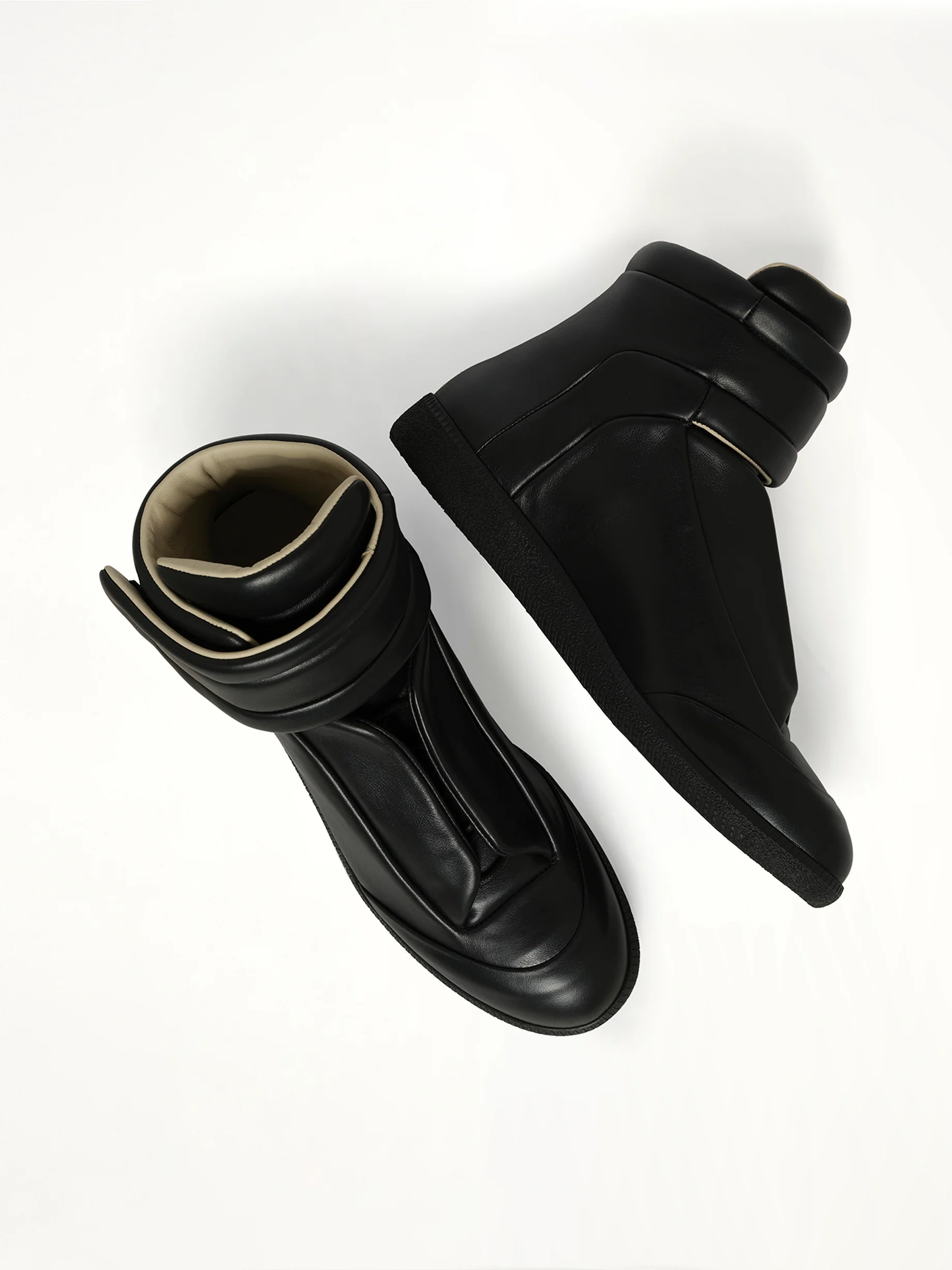 Future Mid-Top Sneaker in Black - Image 4