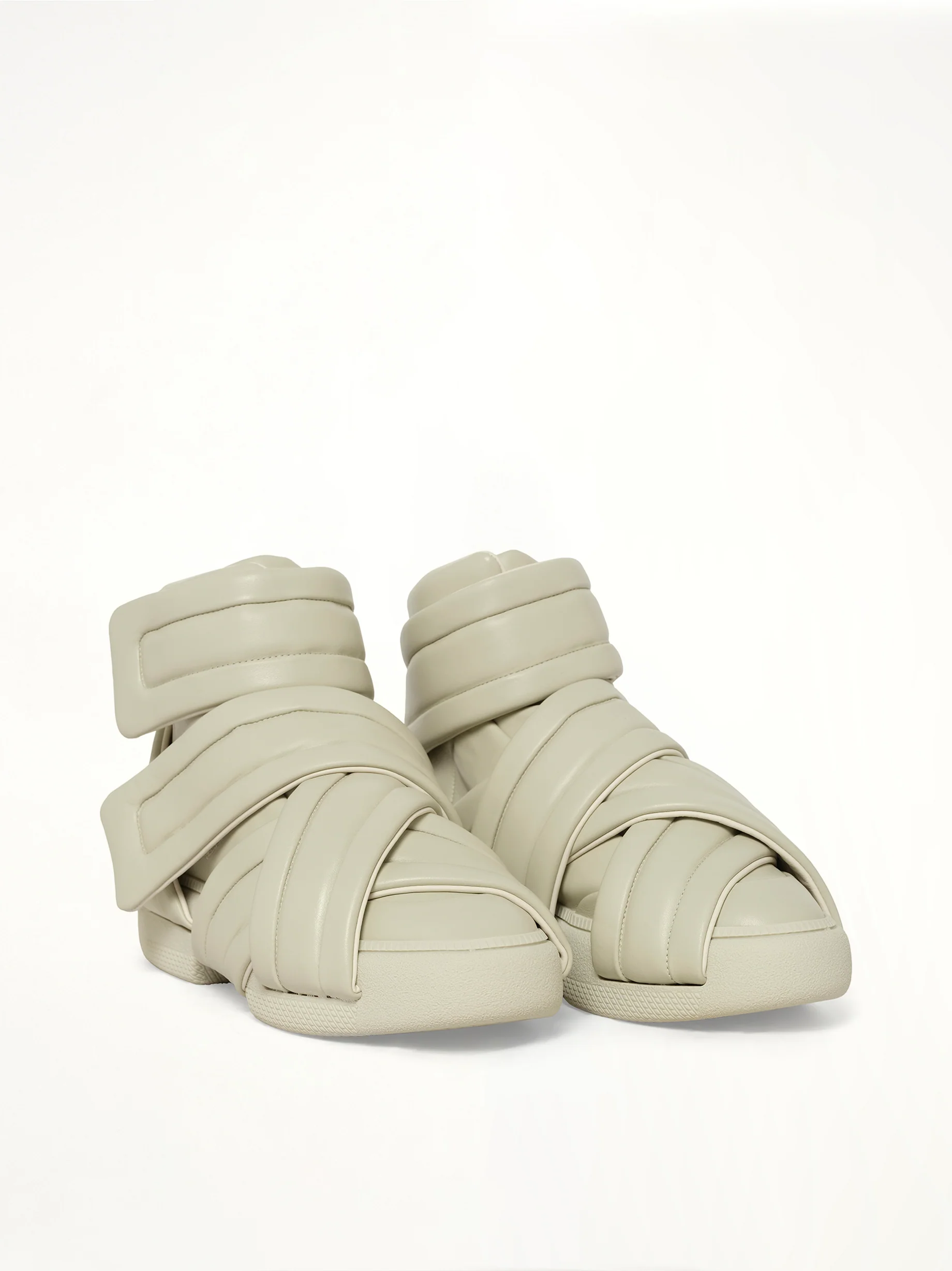 Future Show Sneaker in Oyster Gray - Image 2