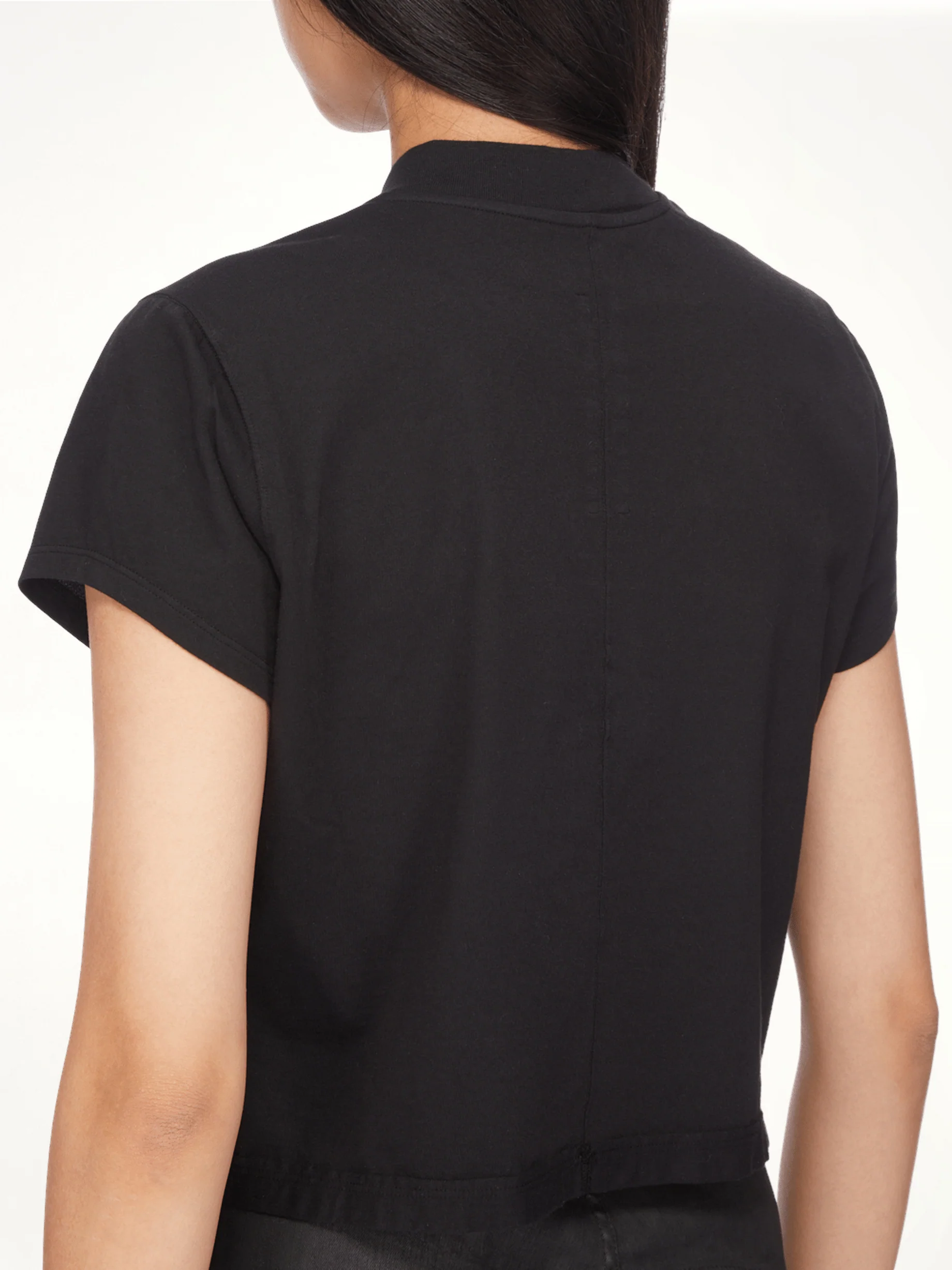 Cropped Small Level T-Shirt in Black - Image 6