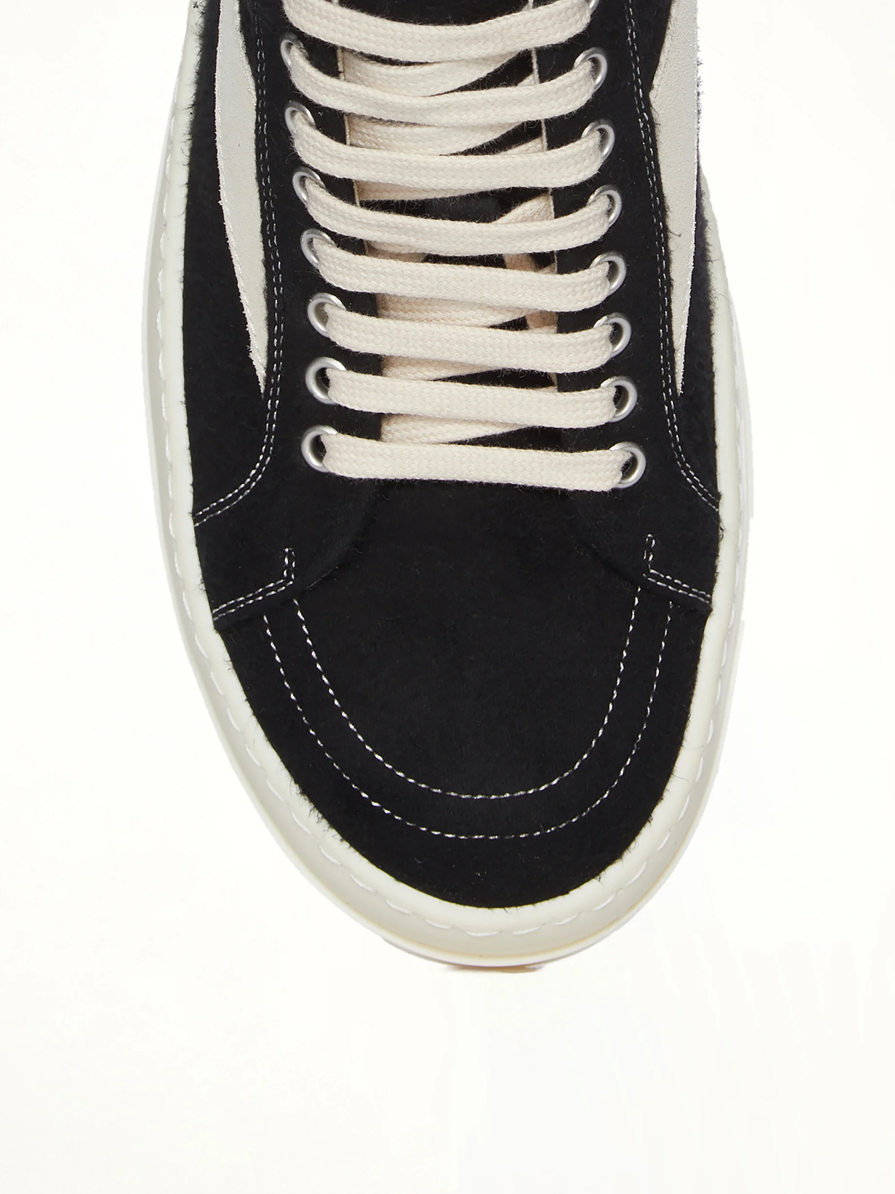 Vintage Sneaks in Black/Milk/Milk - Image 6