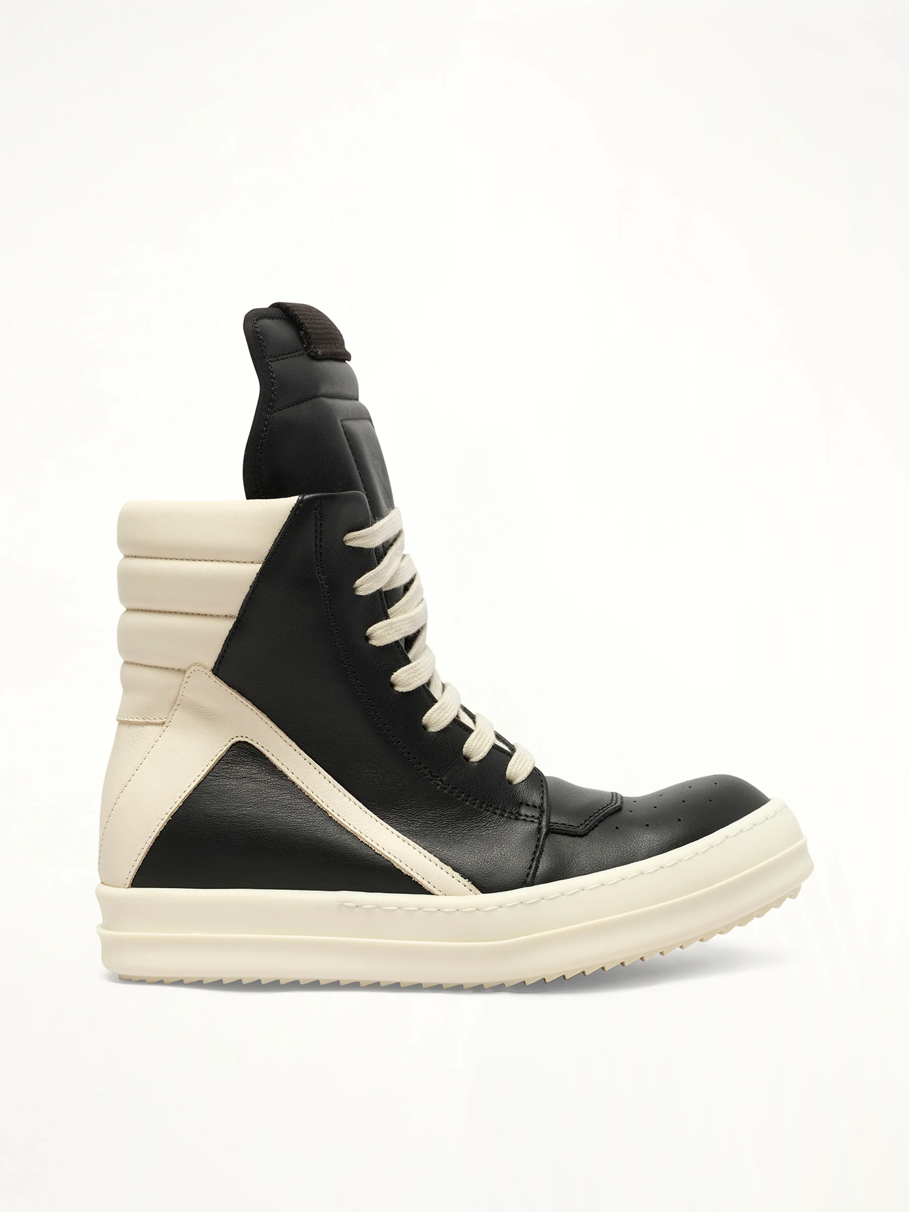 Geobasket in Black/Milk/Milk