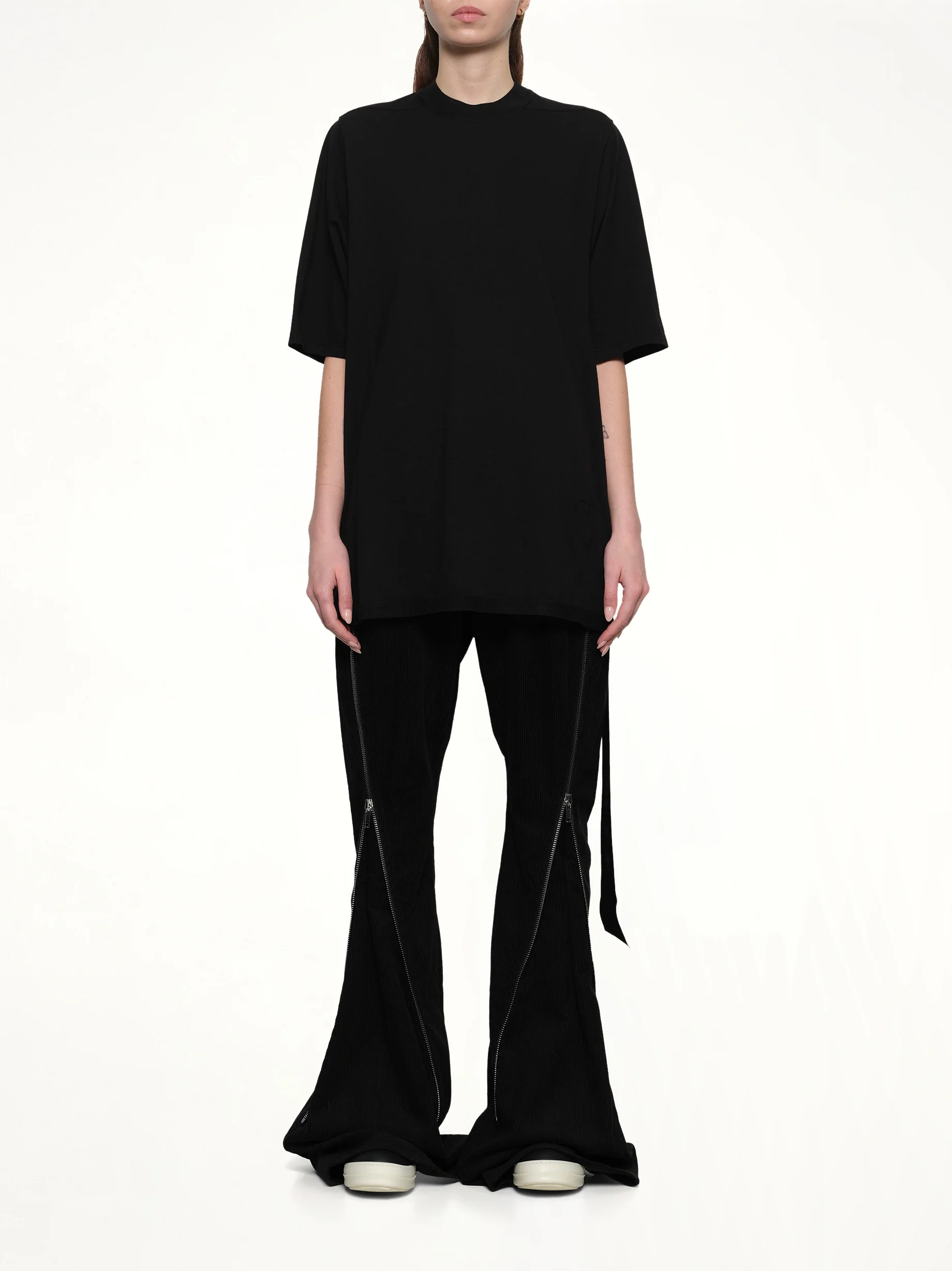Jumbo SS T-Shirt in Black - Image 7