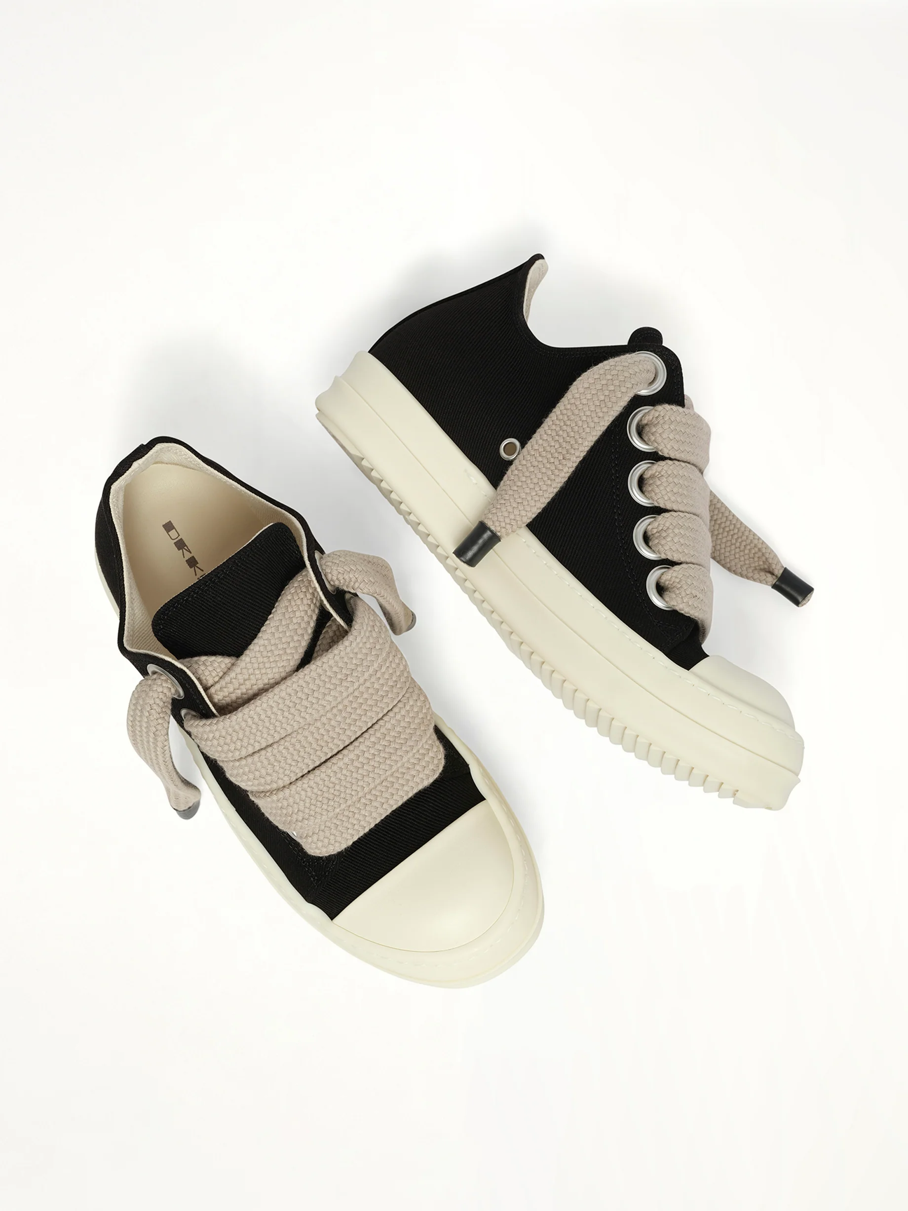Jumbolace Low Sneaks in Black/Milk/Milk - Image 4