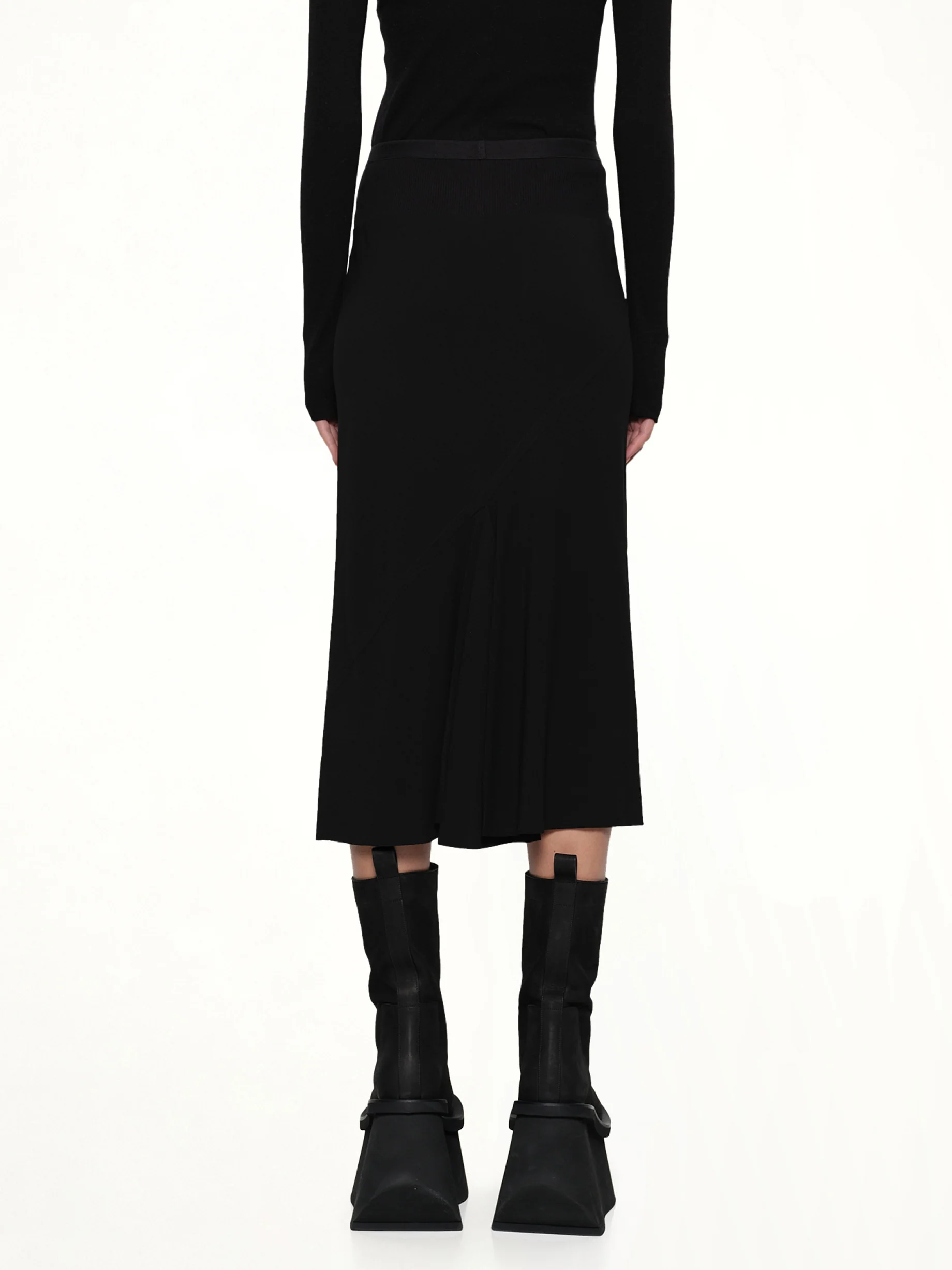 Knee Bias Light Skirt in Black - Image 5