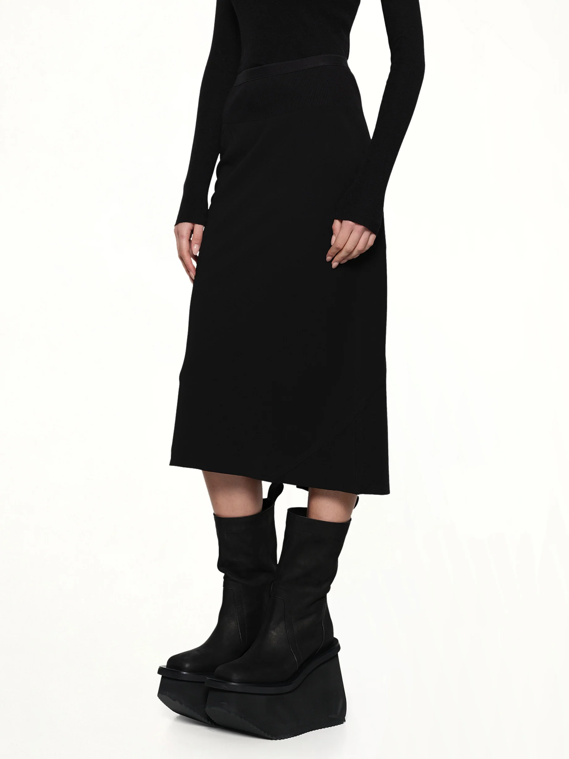 Knee Bias Light Skirt in Black - Image 6