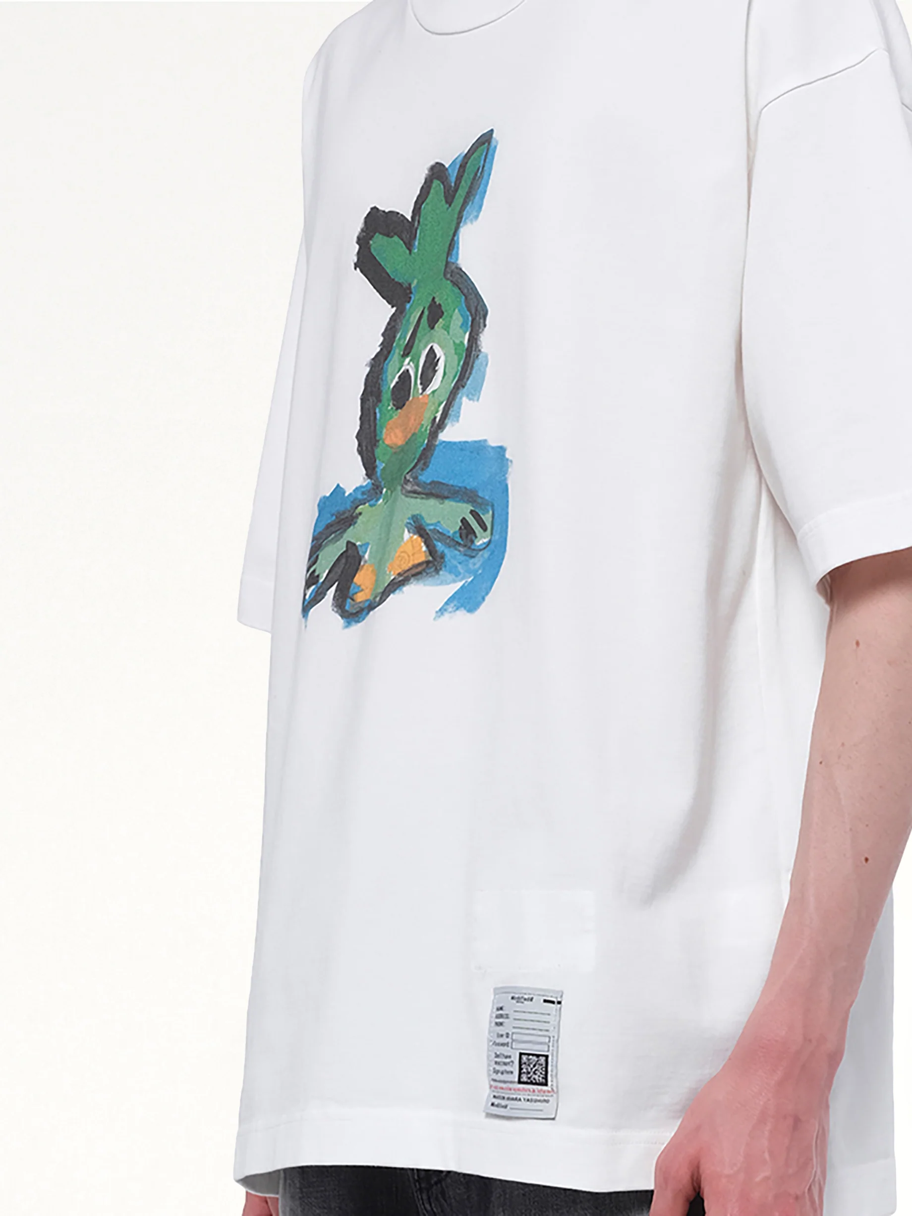 Leon Printed T-Shirt in White - Image 3