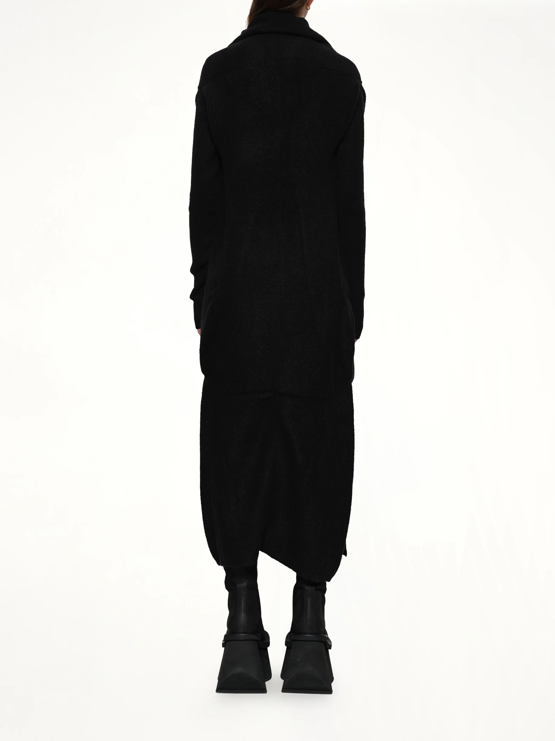 Long Cardigan in Black - Image 5