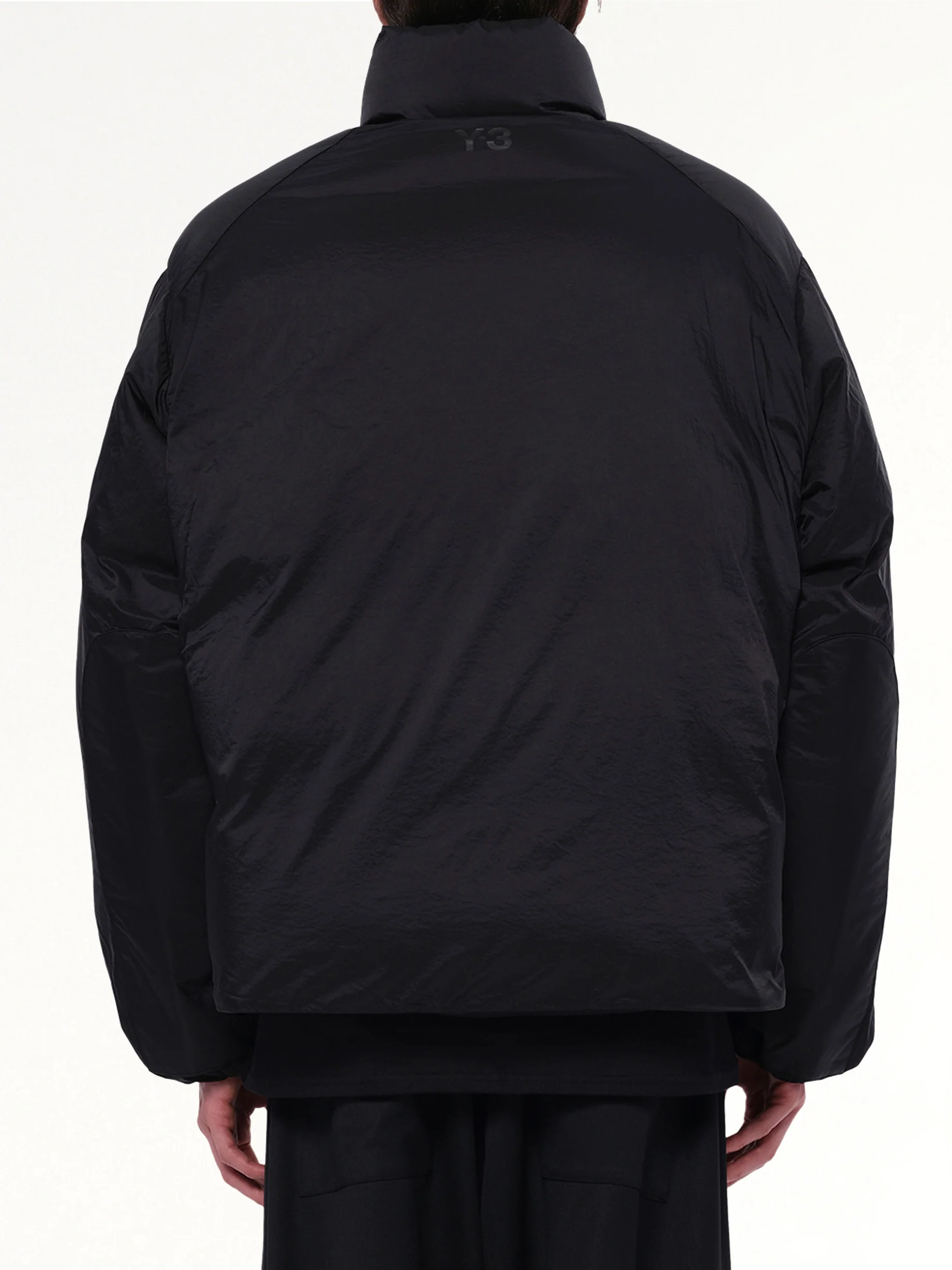 Puffer Jacket in Black - Image 5