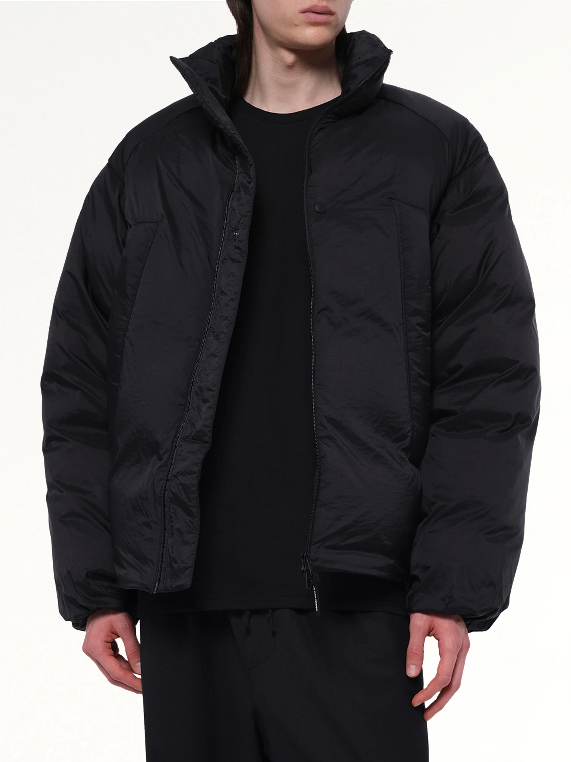 Puffer Jacket in Black - Image 6
