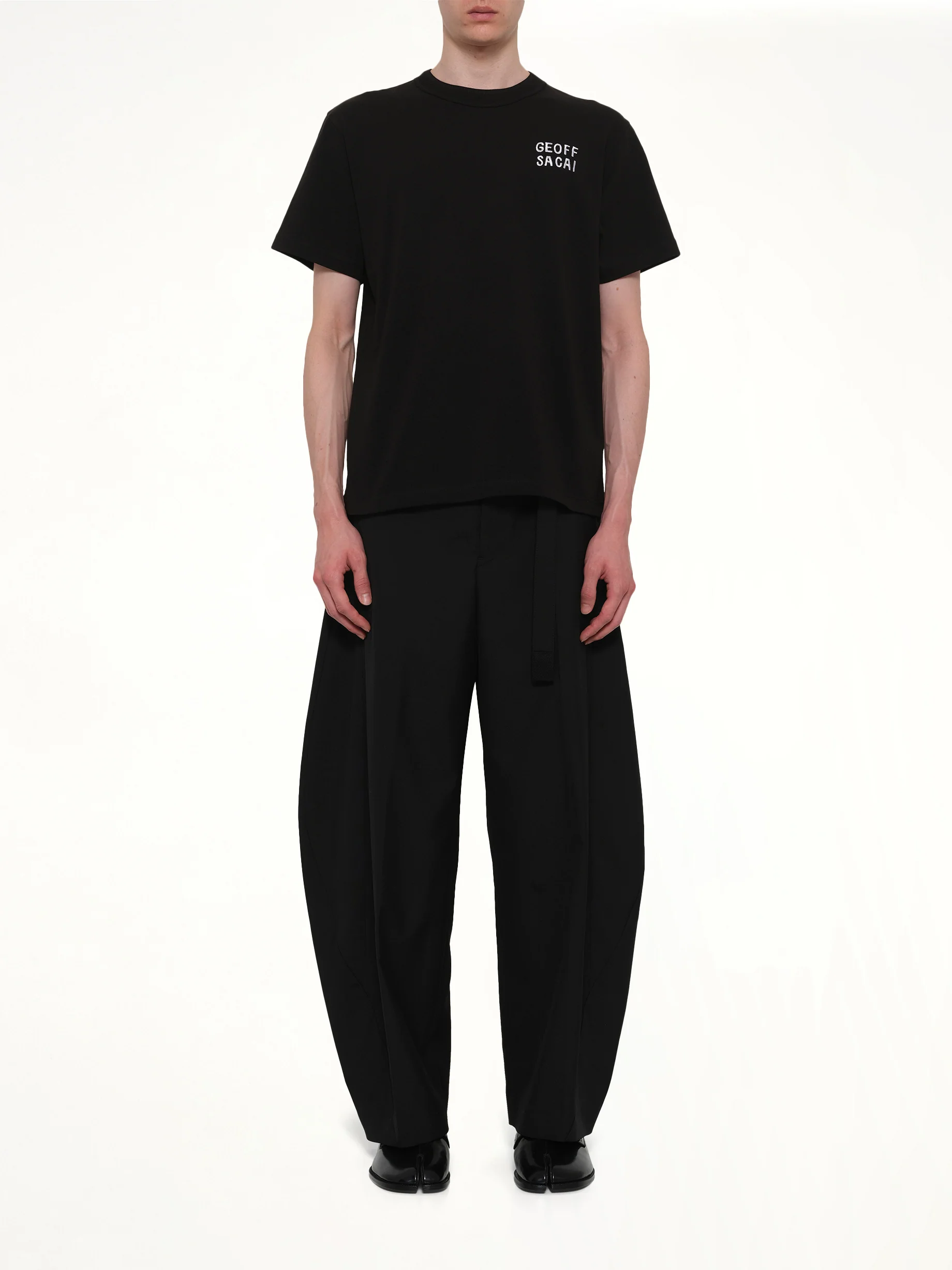 Geoff Sacai Embroidery T-Shirt in Black - Image 7