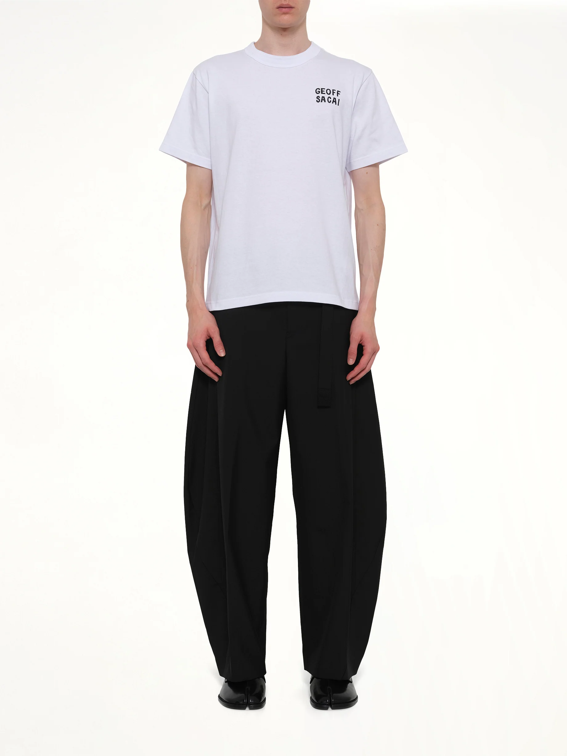Geoff Sacai Embroidery T-Shirt in White - Image 7