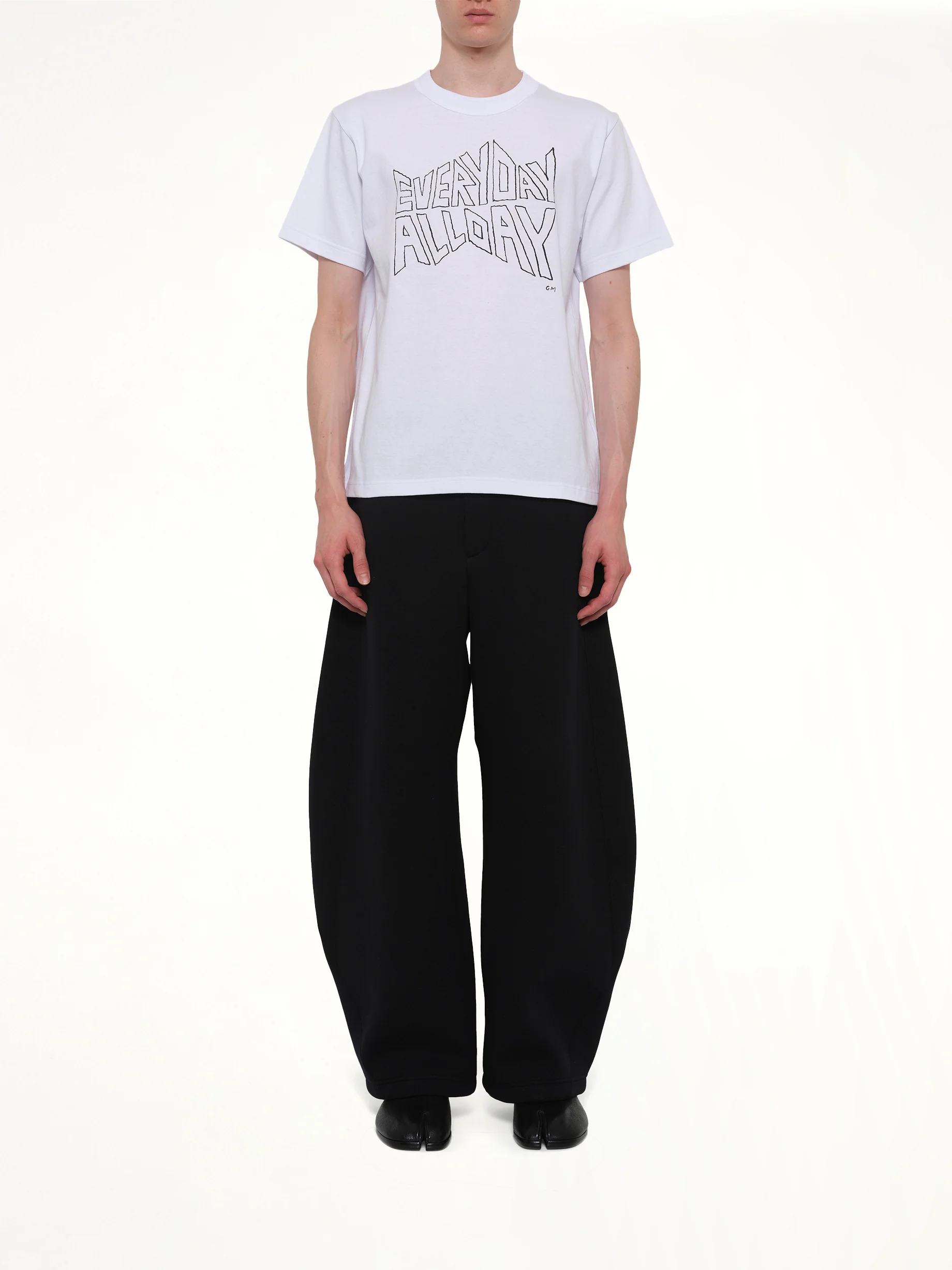 Geoff Sacai Print T-Shirt in White - Image 7
