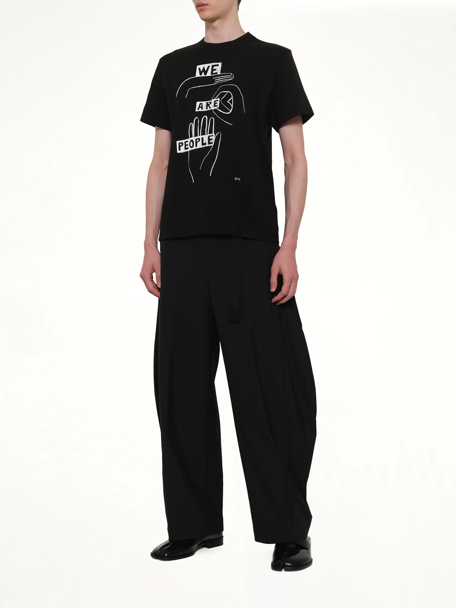 Geoff "We Are People" T-Shirt in Black - Image 4