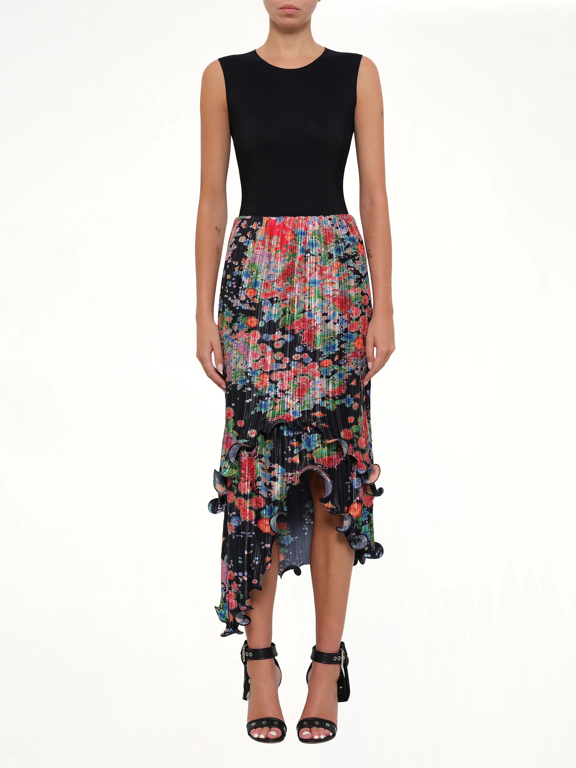Asymmetric Bloom Pleated Skirt in Red - Image 2