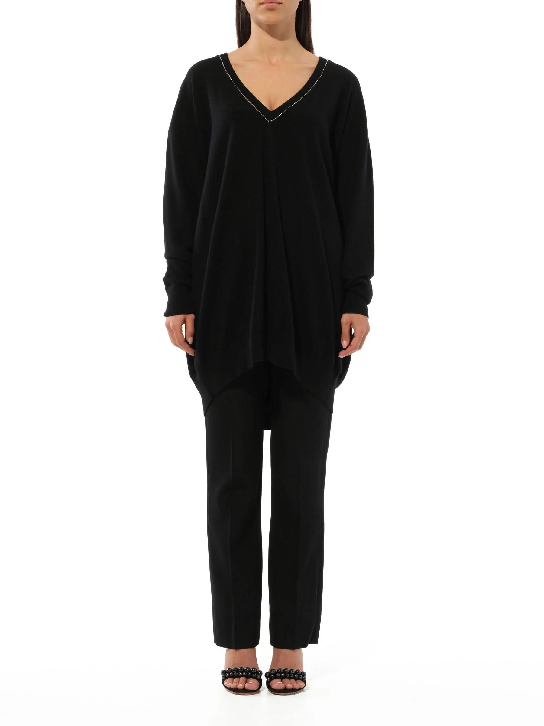 Embroidered Strass V-Neck in Black - Image 4