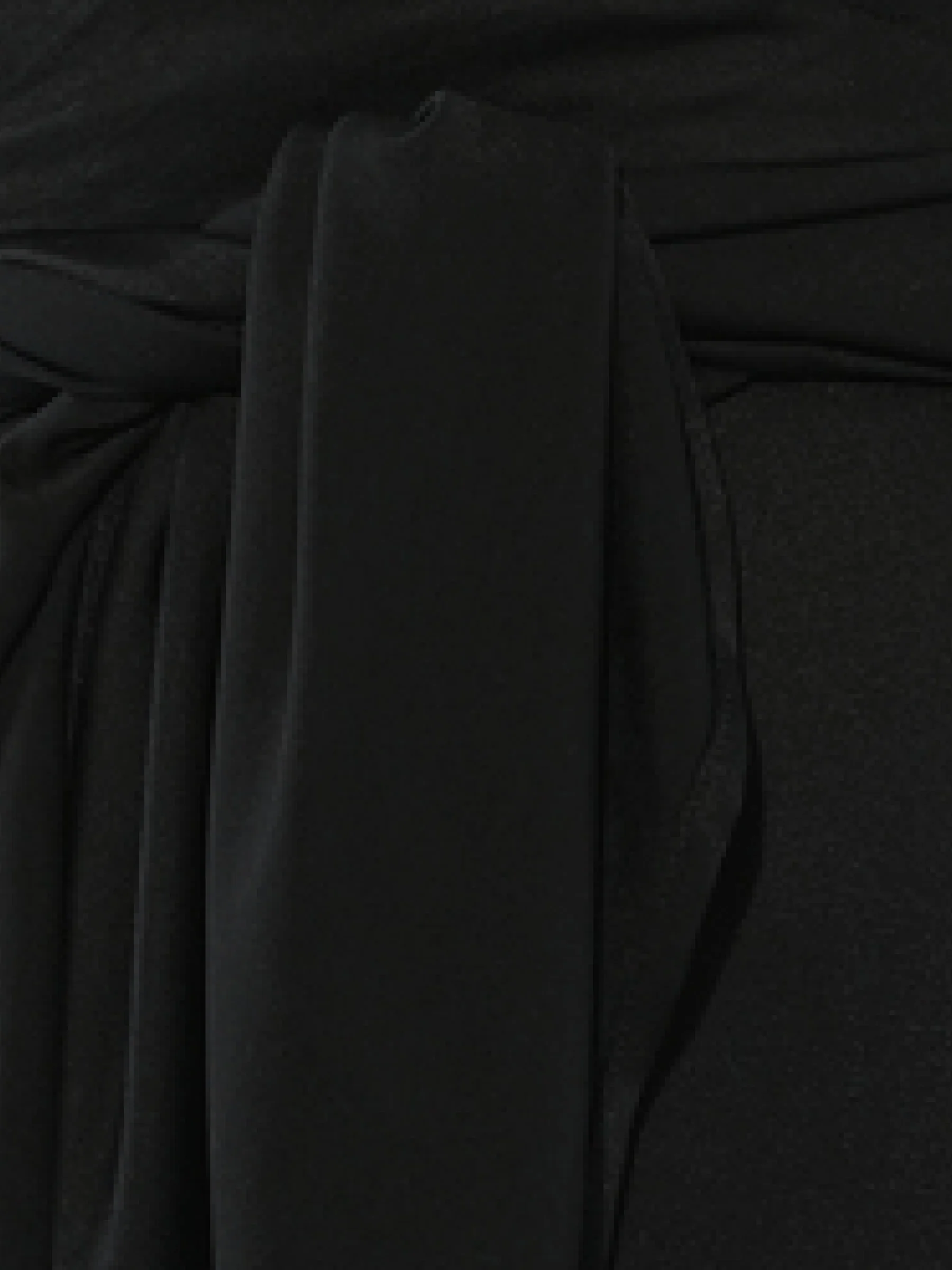 Classic Long Dress in Black - Image 3