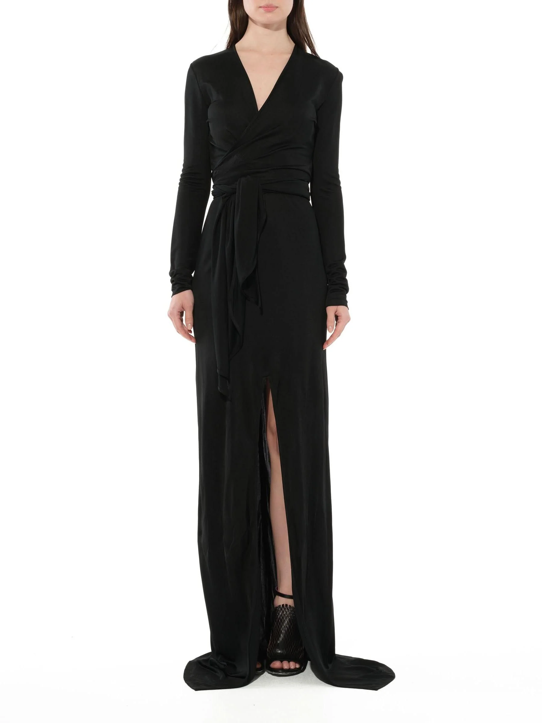 Classic Long Dress in Black - Image 4