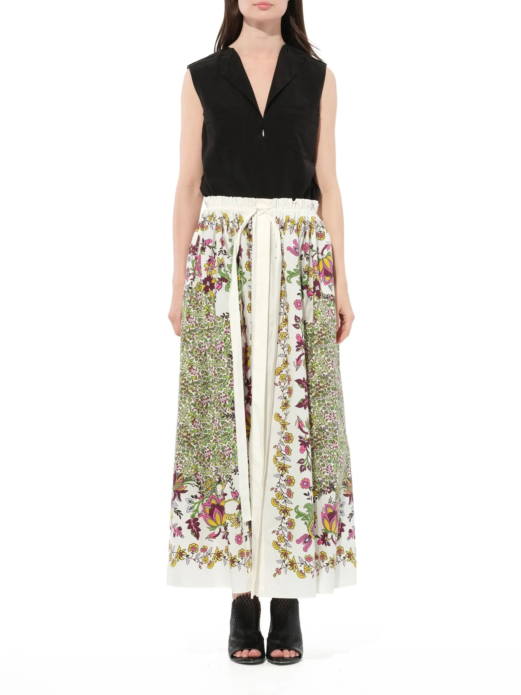 Podium L15 Bow Skirt in White - Image 4