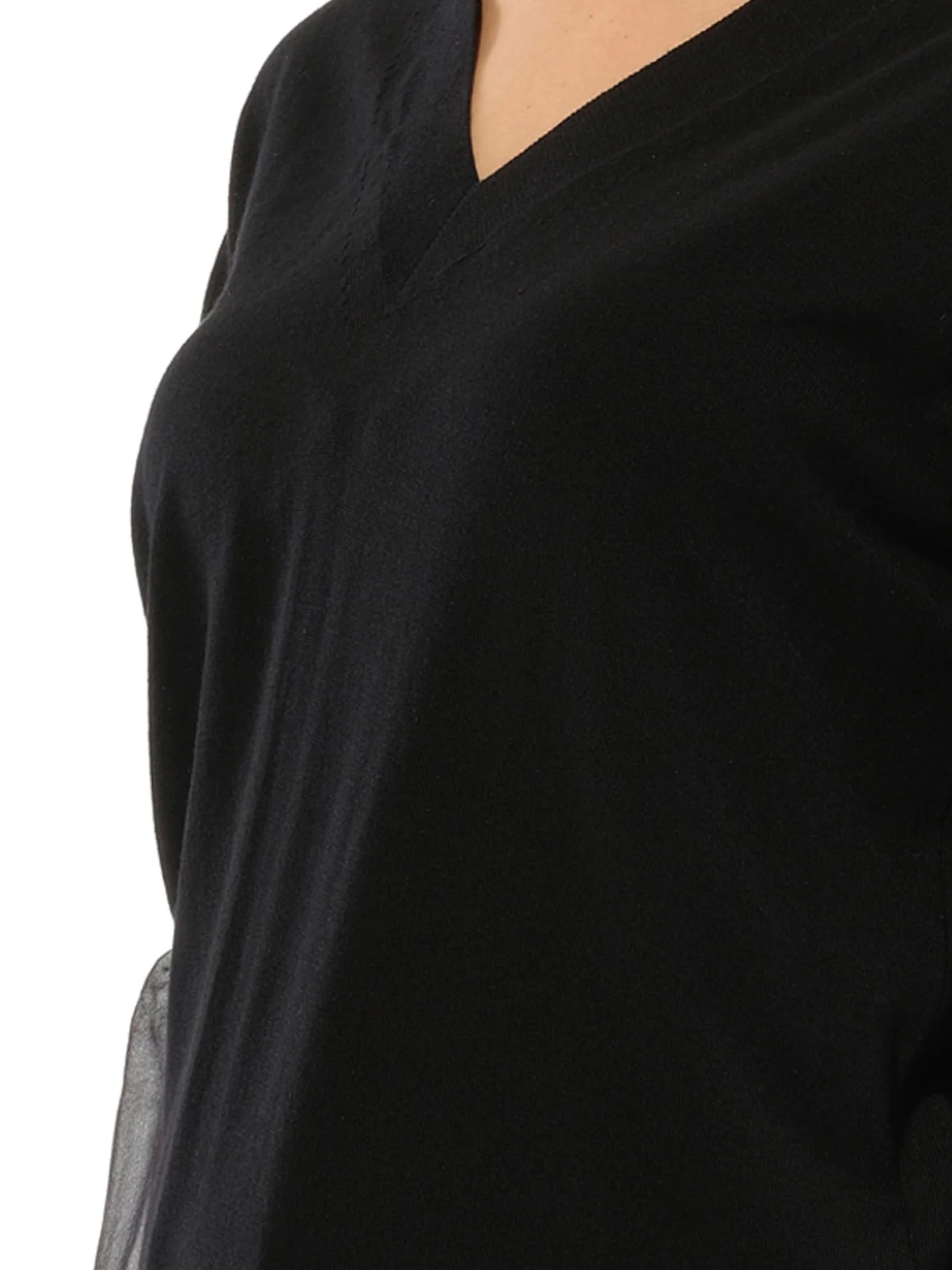 Classic Pullover in Black - Image 2