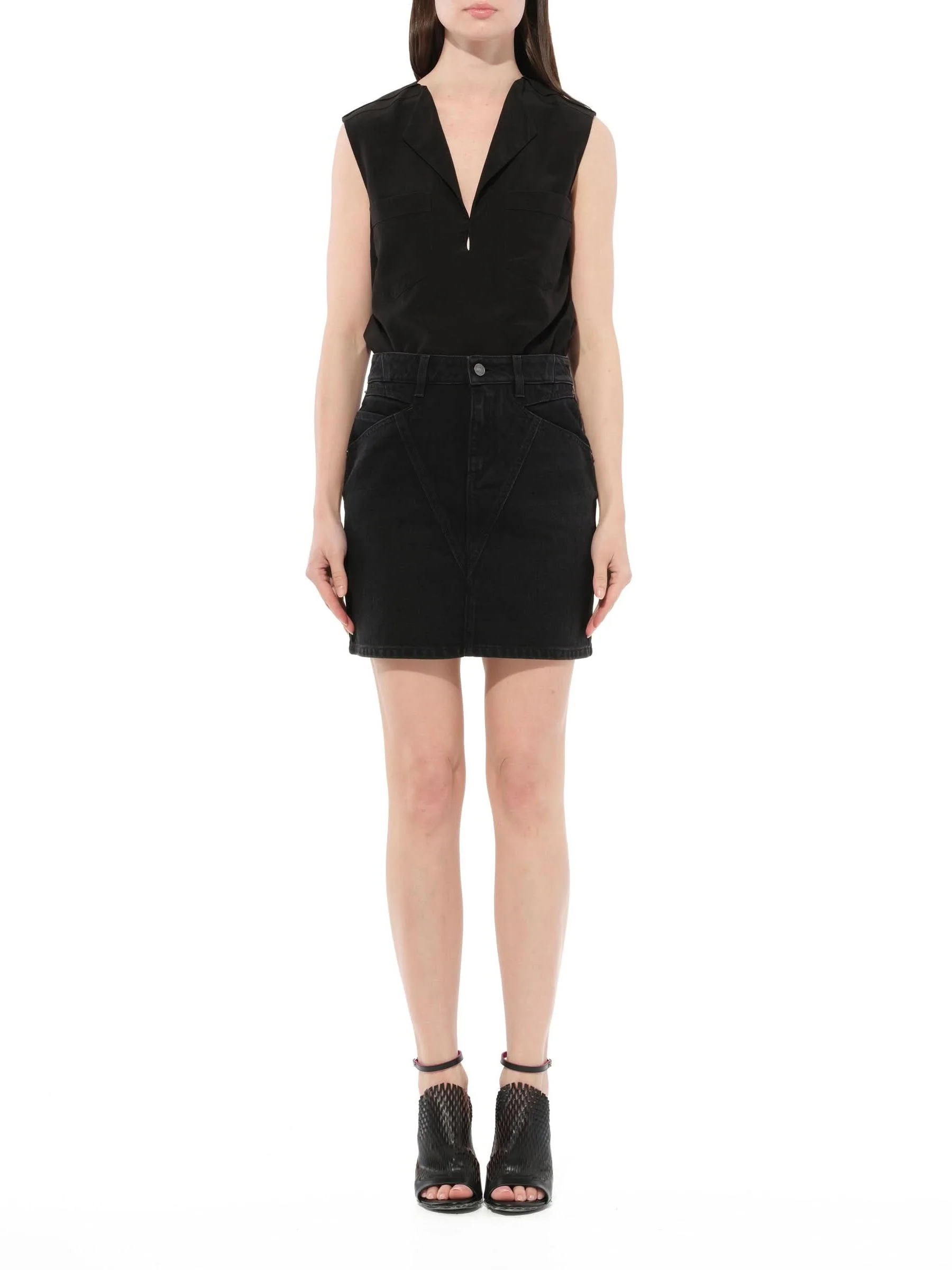 Classic Skirt in Black - Image 4
