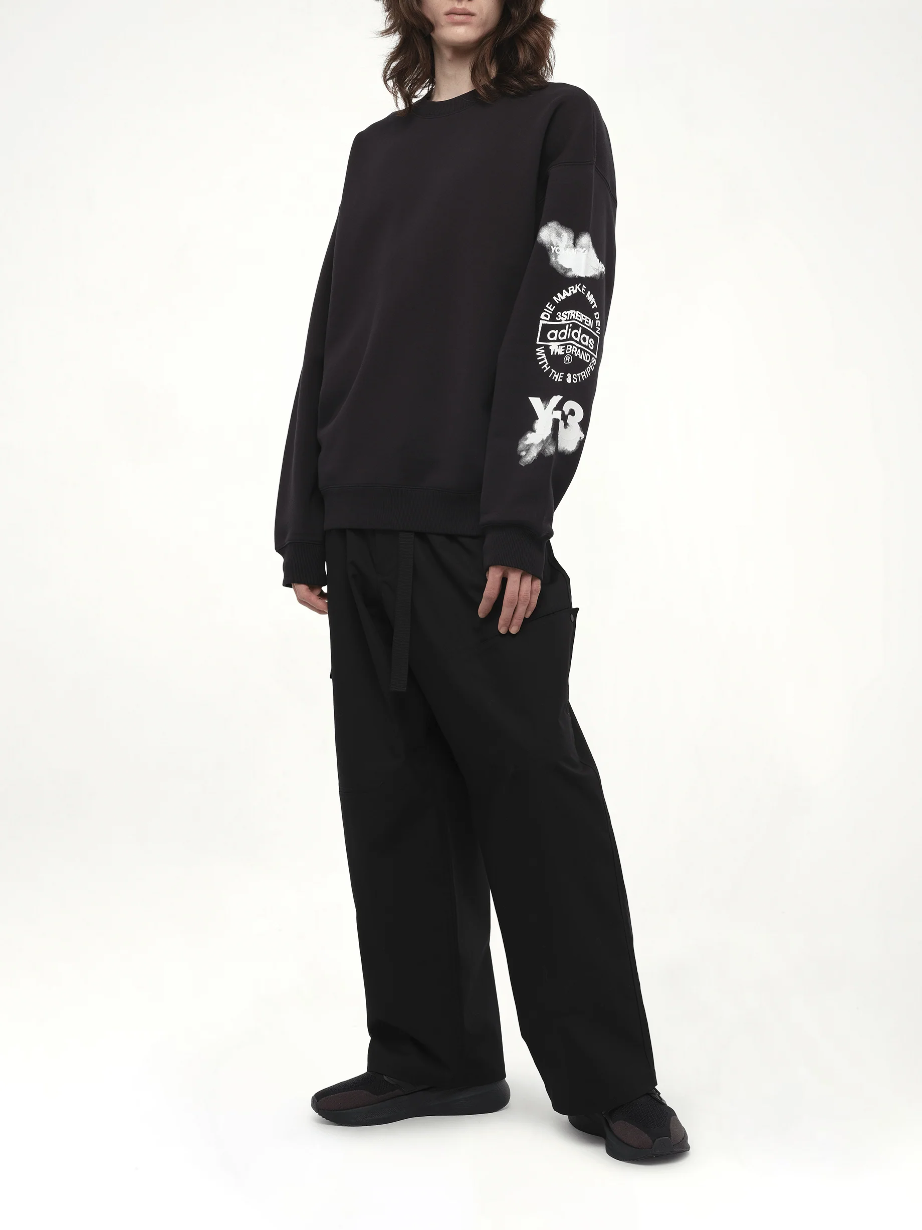 Graphic Crew Sweat in Black - Image 4