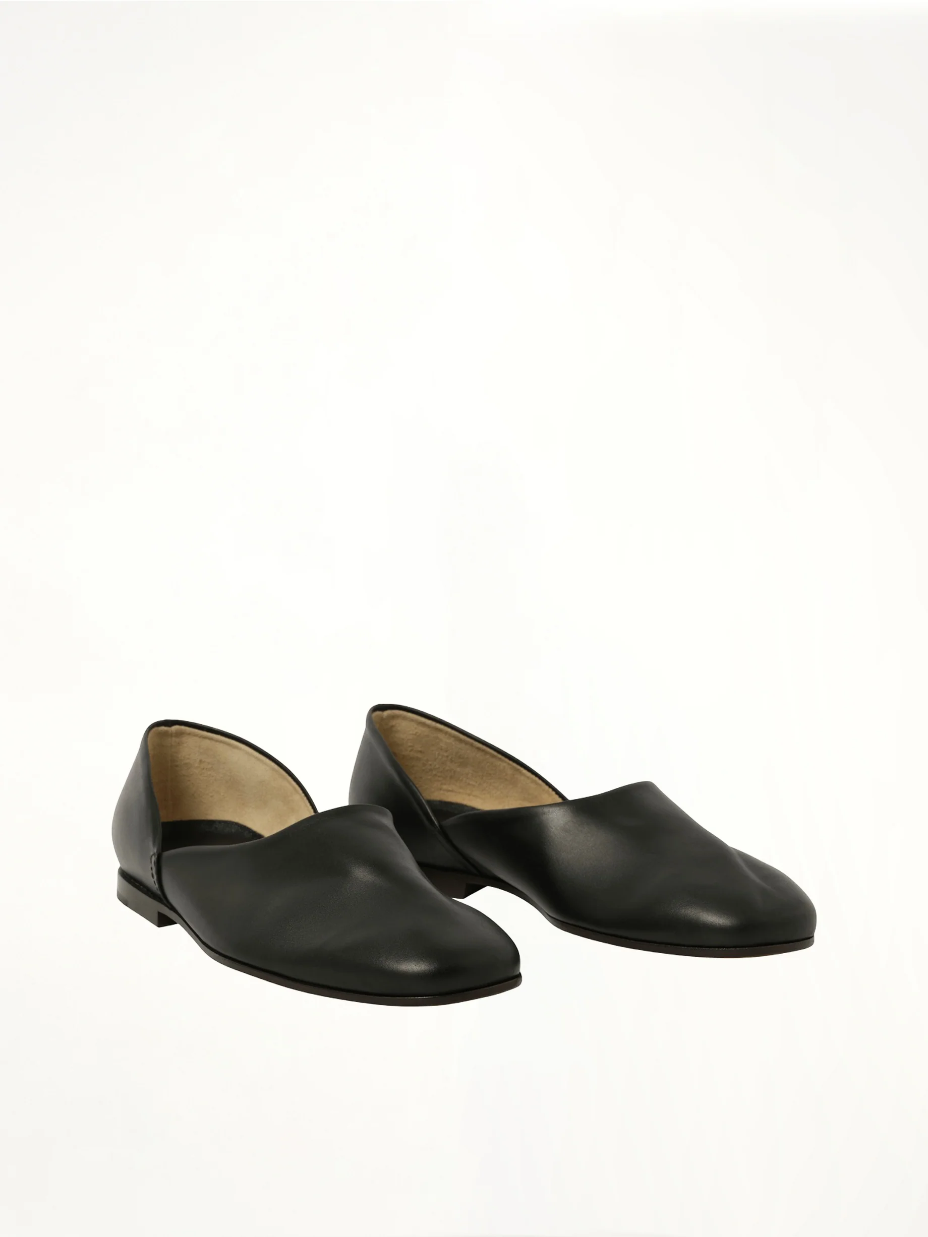 Grecian Slippers in Black - Image 2