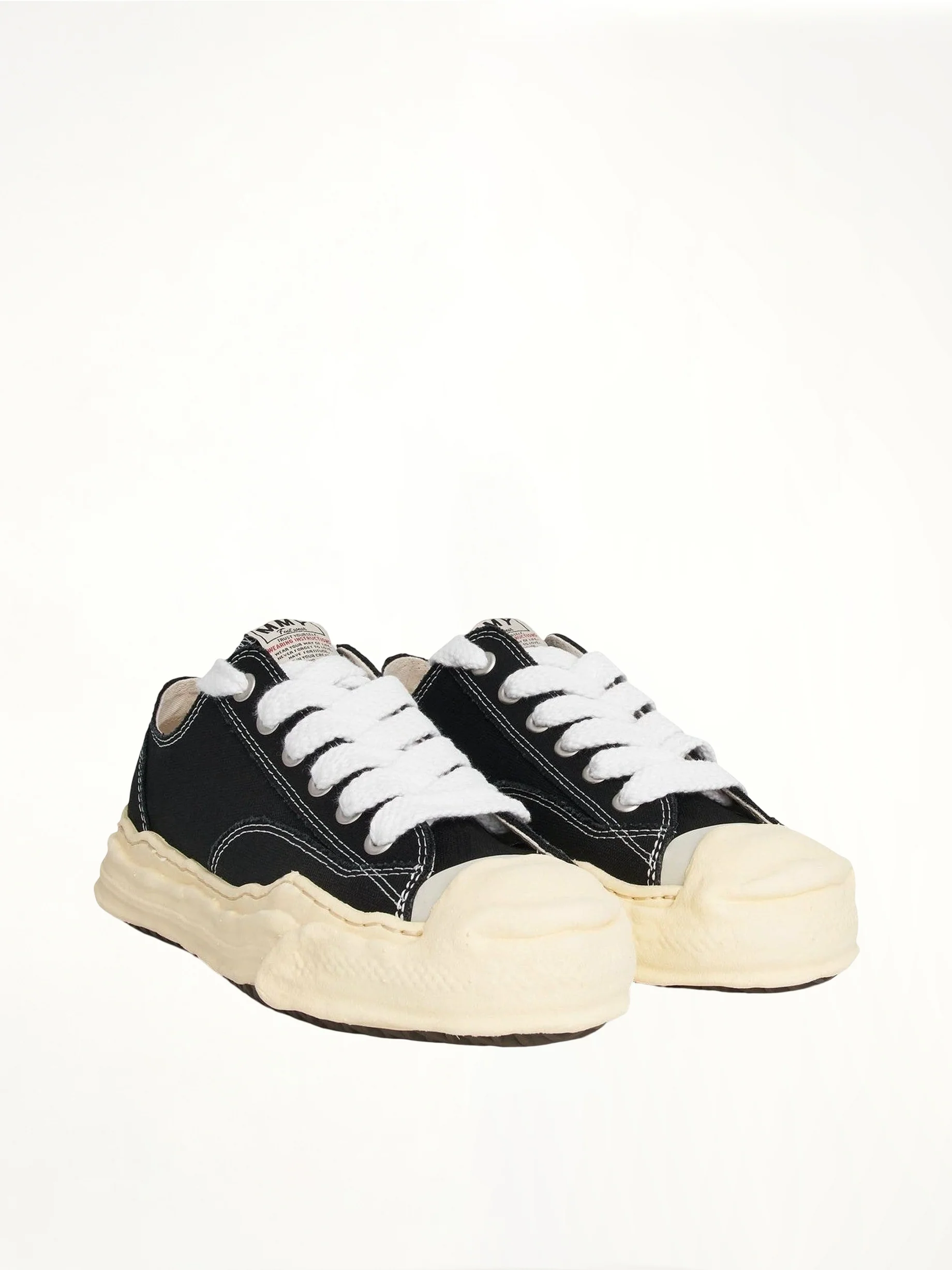 Hank OG Vintage Sneaker in Black/White - Image 2