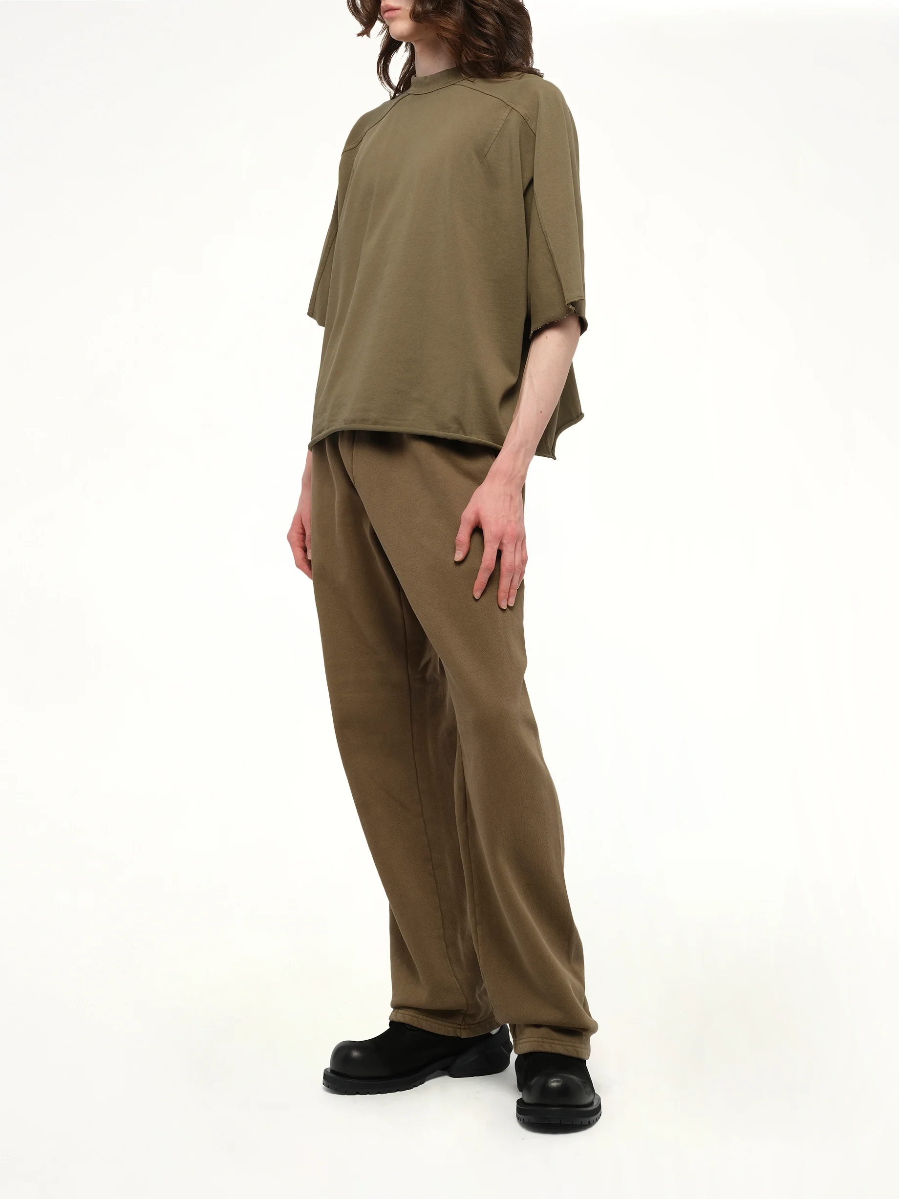 Heavy Dart T-Shirt in Military - Image 4