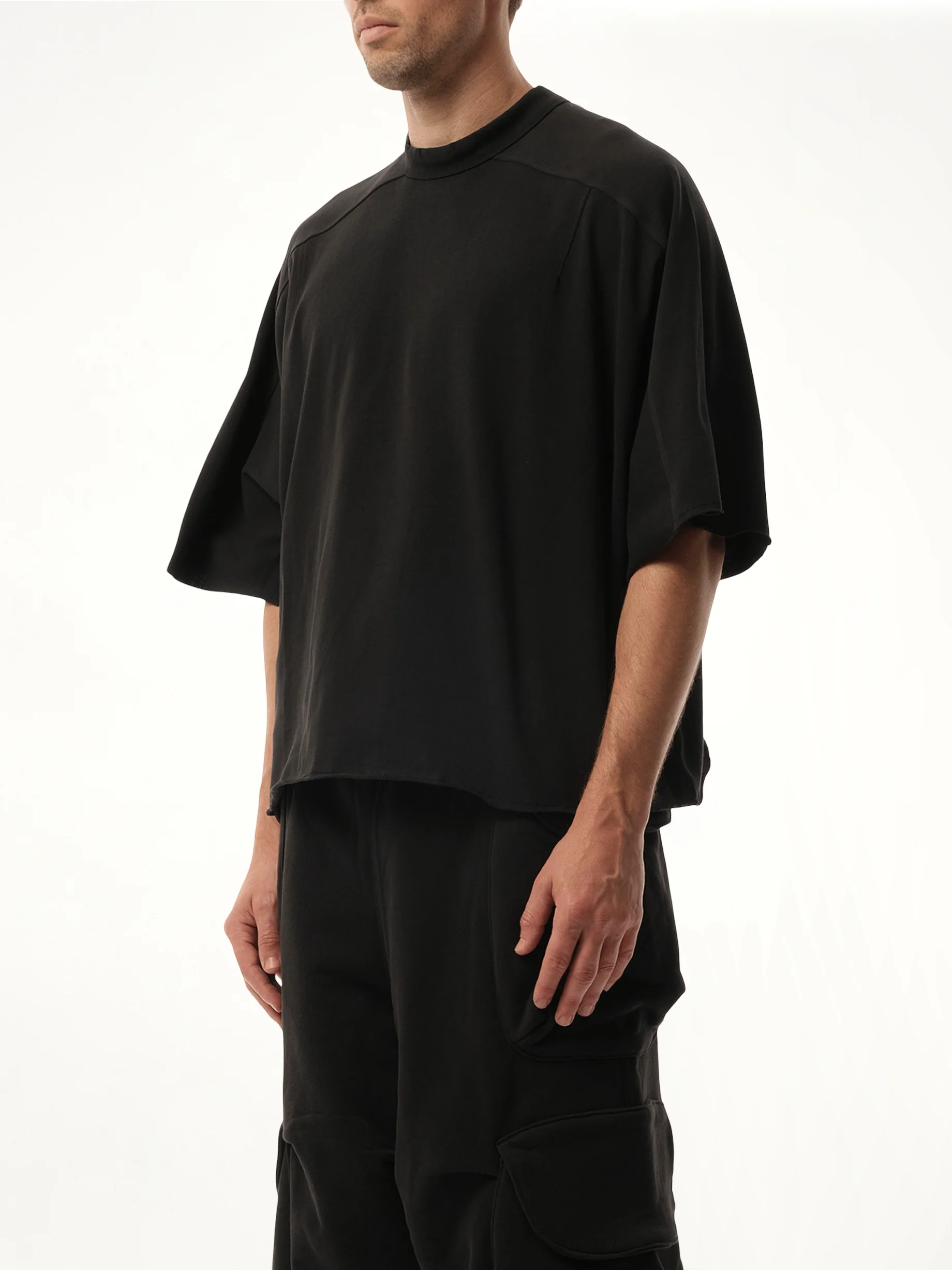 Heavy Dart T-Shirt in Soot - Image 5