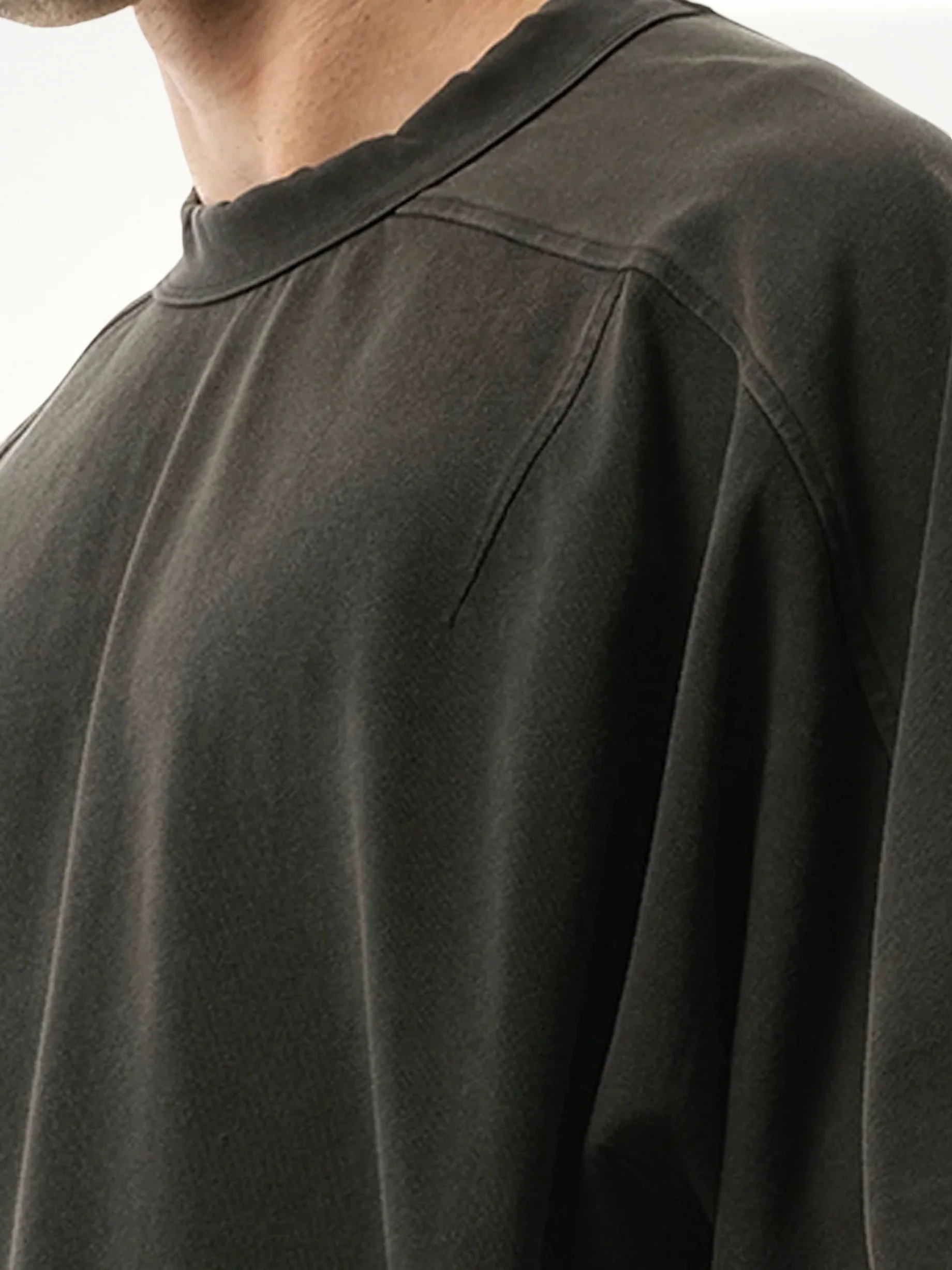 Heavy Dart T-Shirt in Washed Black - Image 3