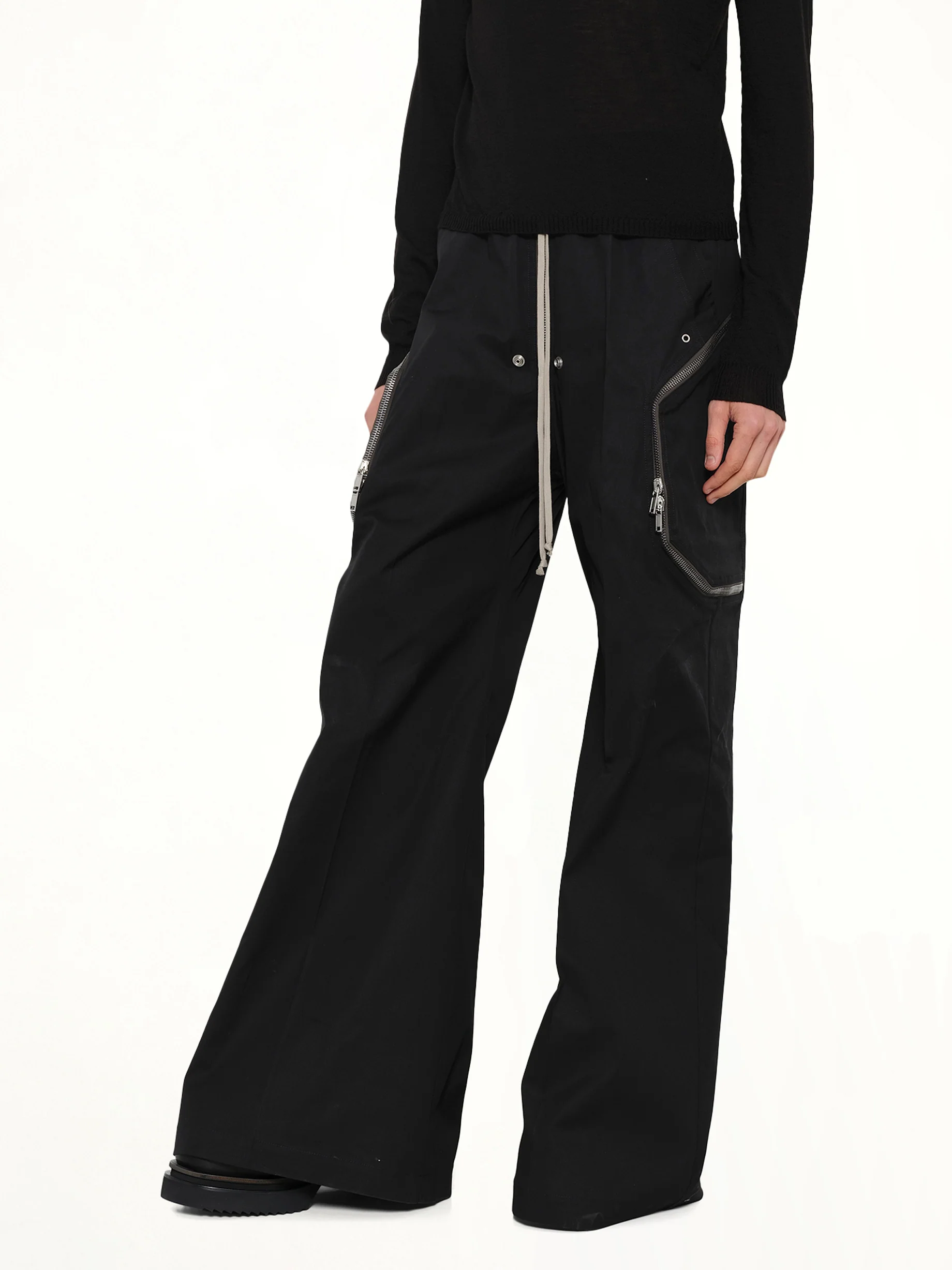 Heizer Belas in Black - Image 6