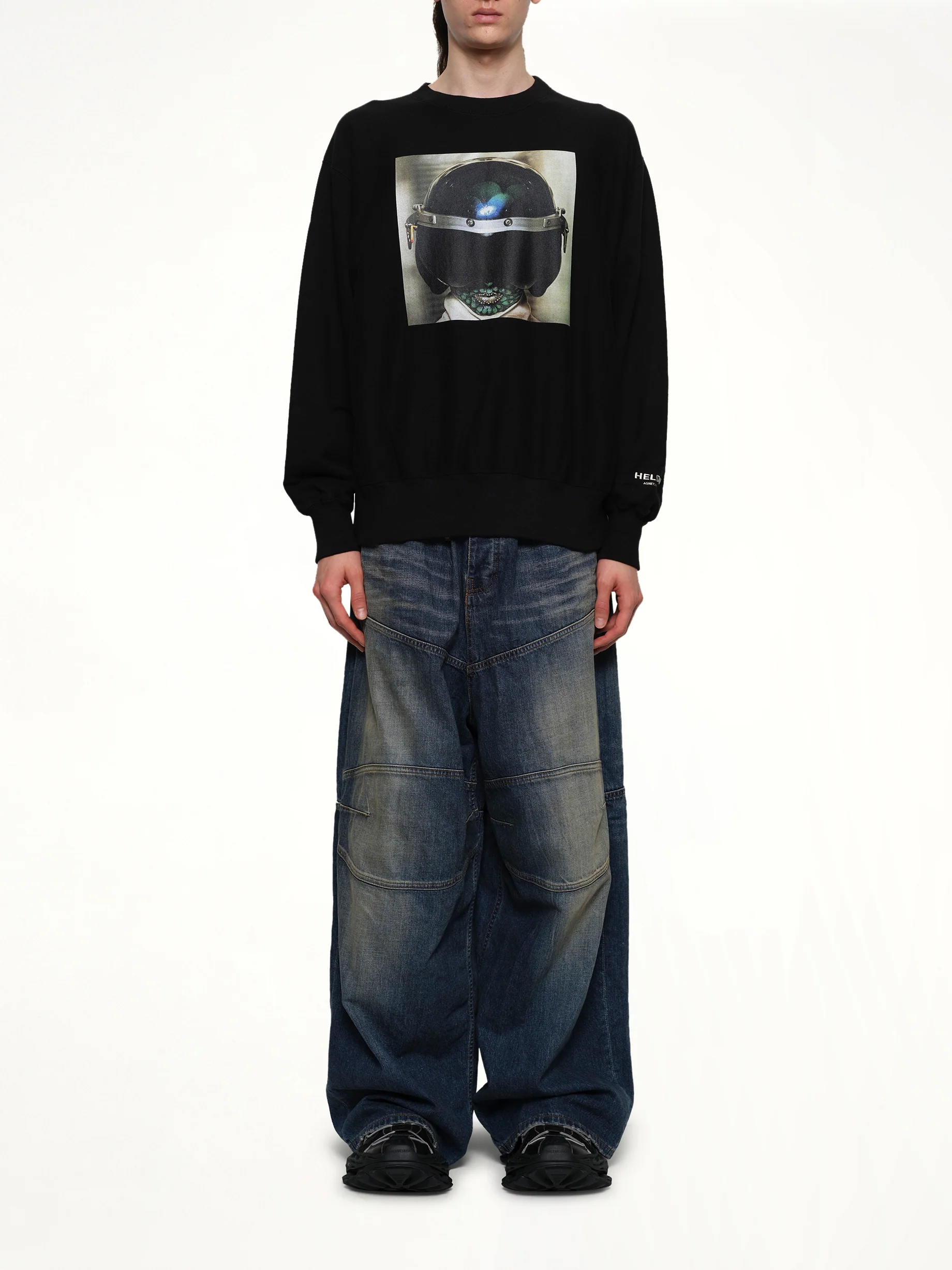 Heldon L/S T-Shirt in Black - Image 7